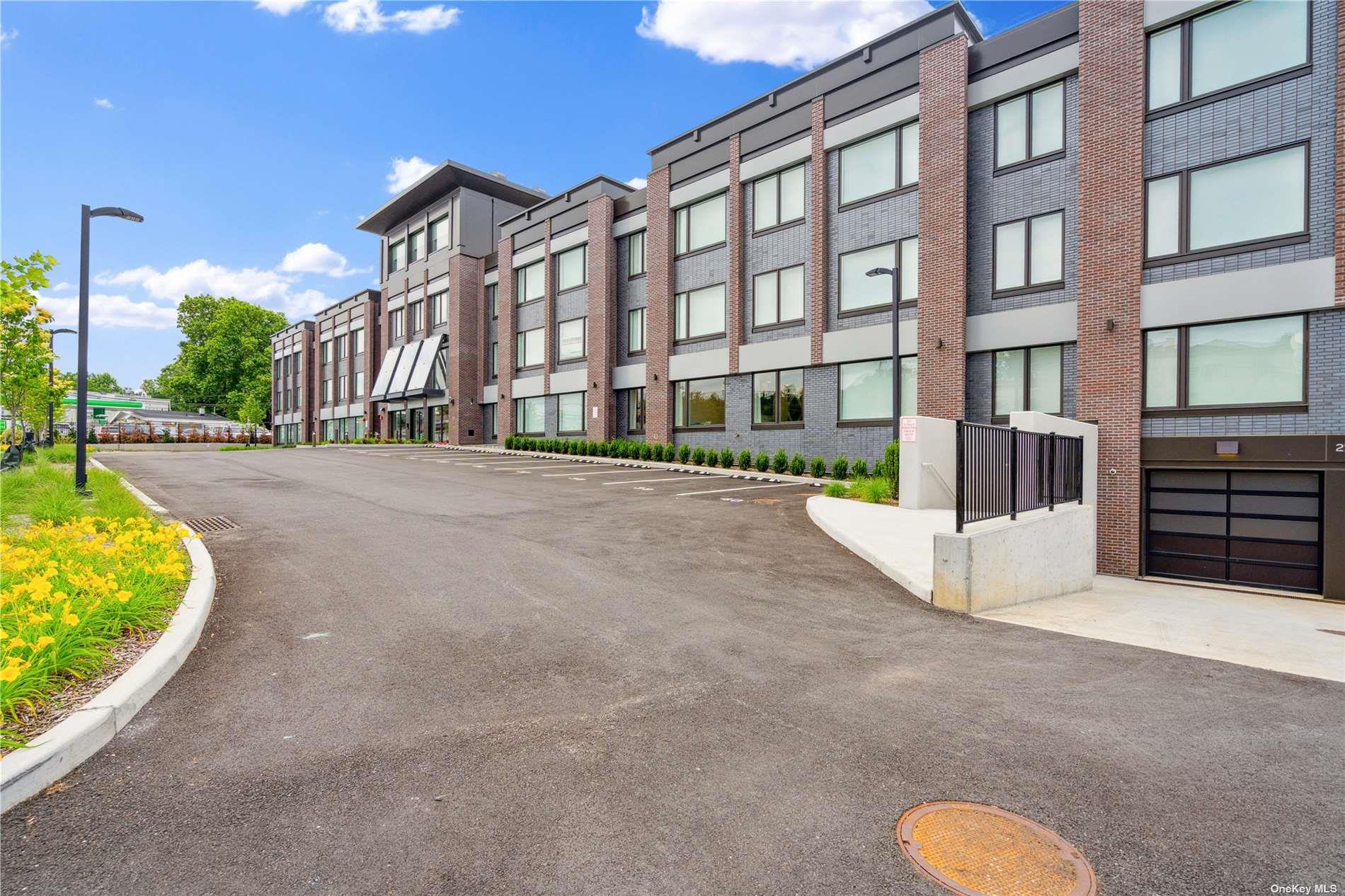 218 Middle Neck Road, Unit 110 photo 3