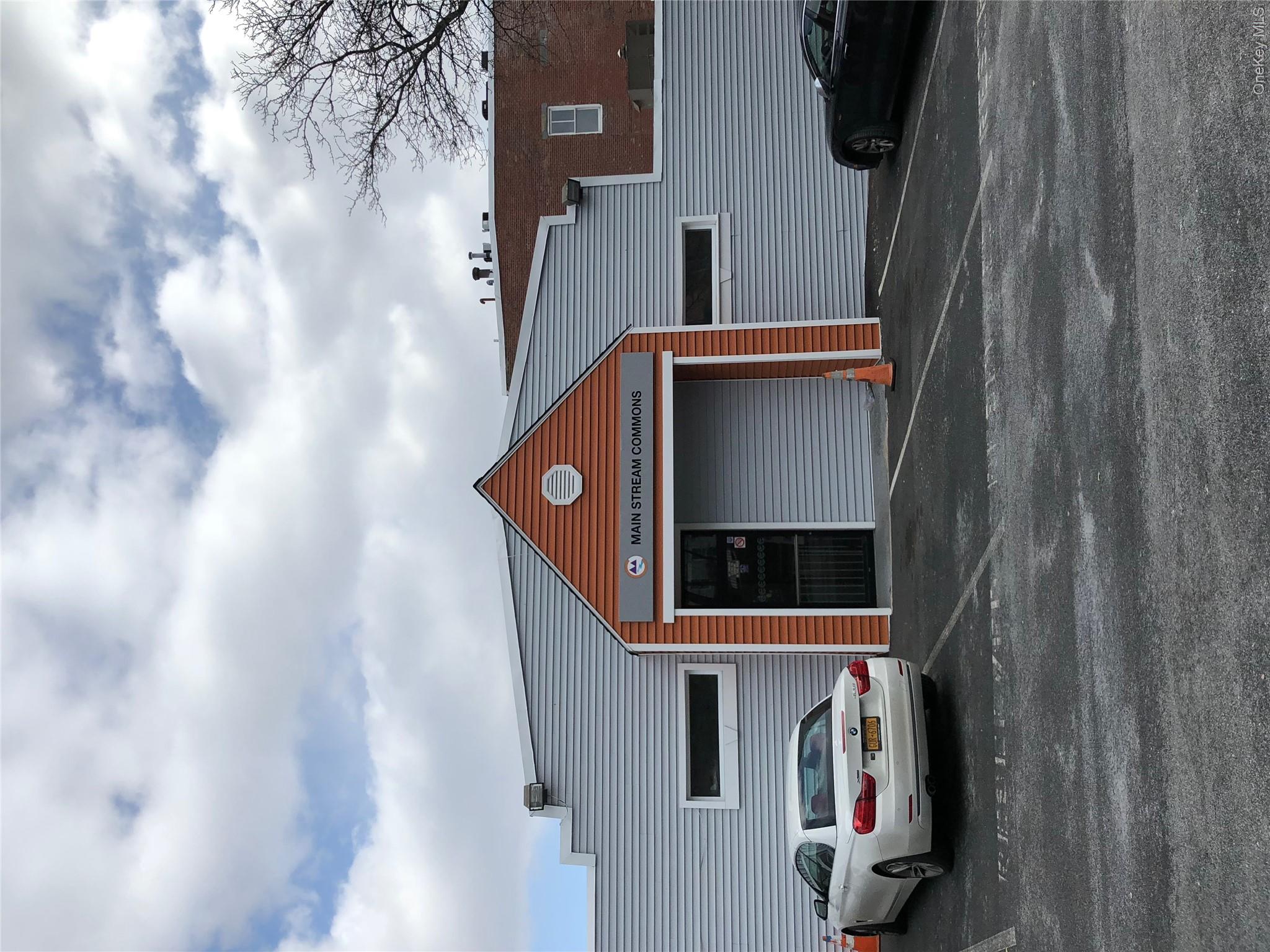 142 Main Street, Unit 104/106 photo 3