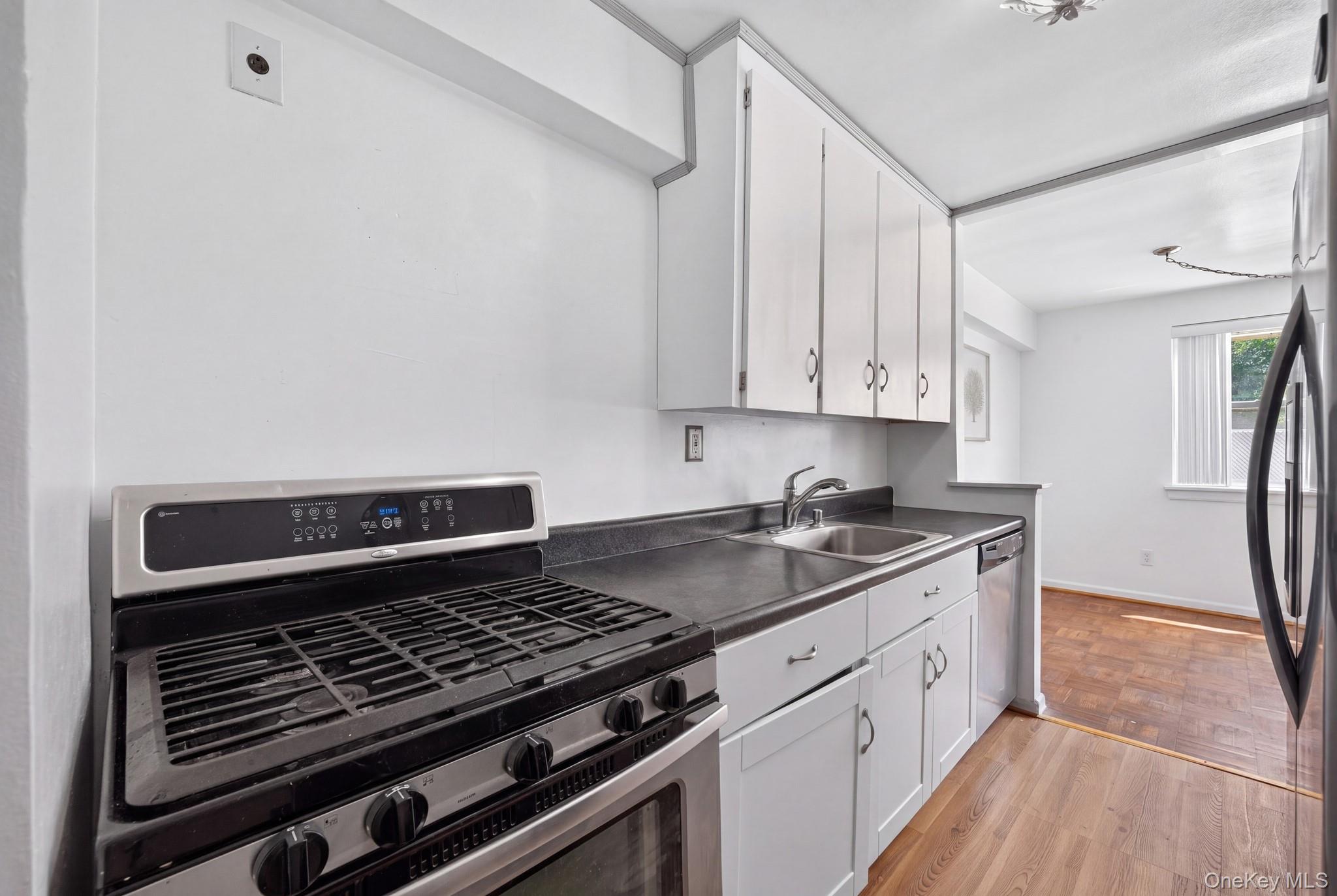 153-25 88th Street, Unit 1k photo 3
