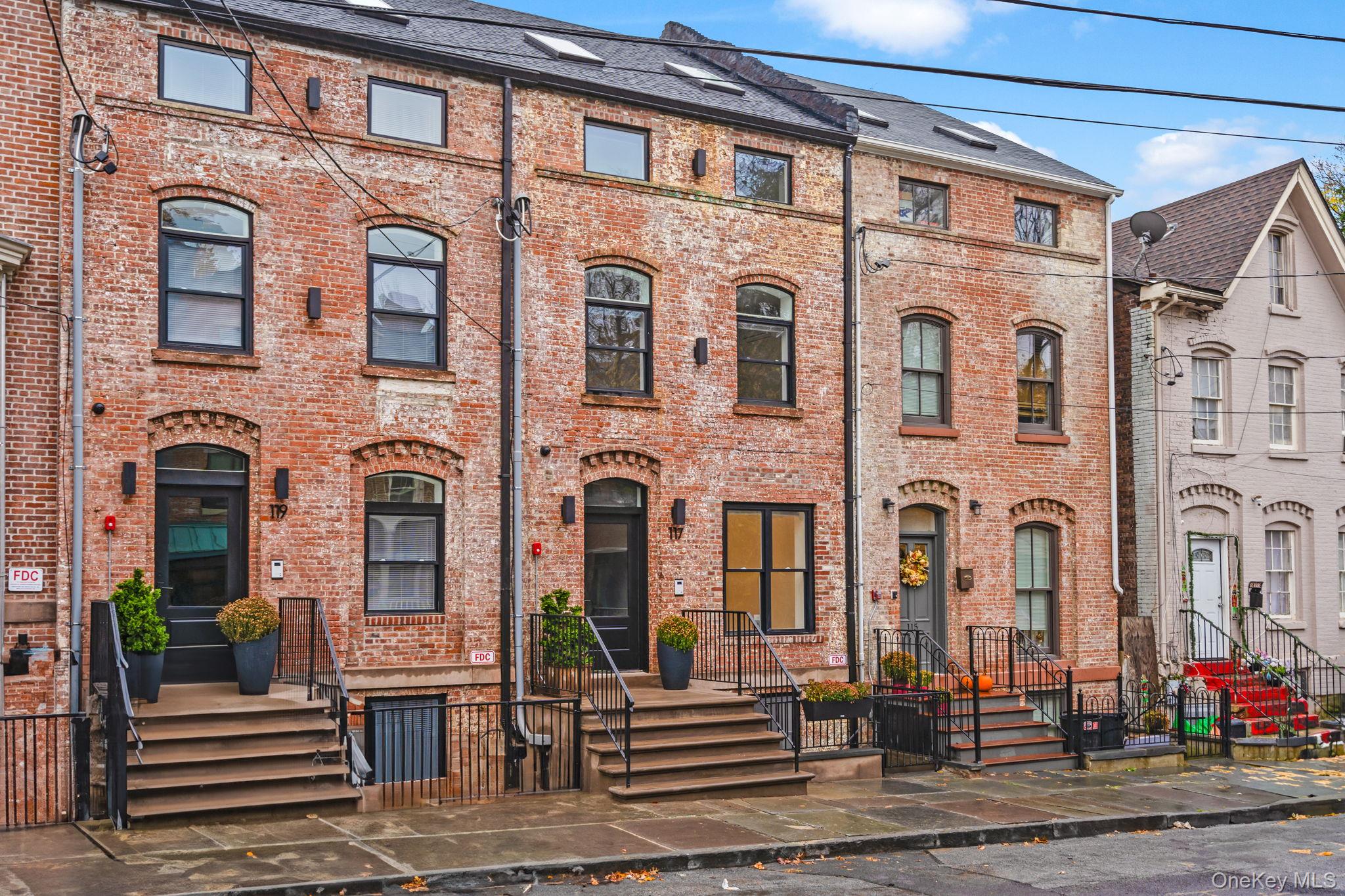 117 Lander Street, Unit 3