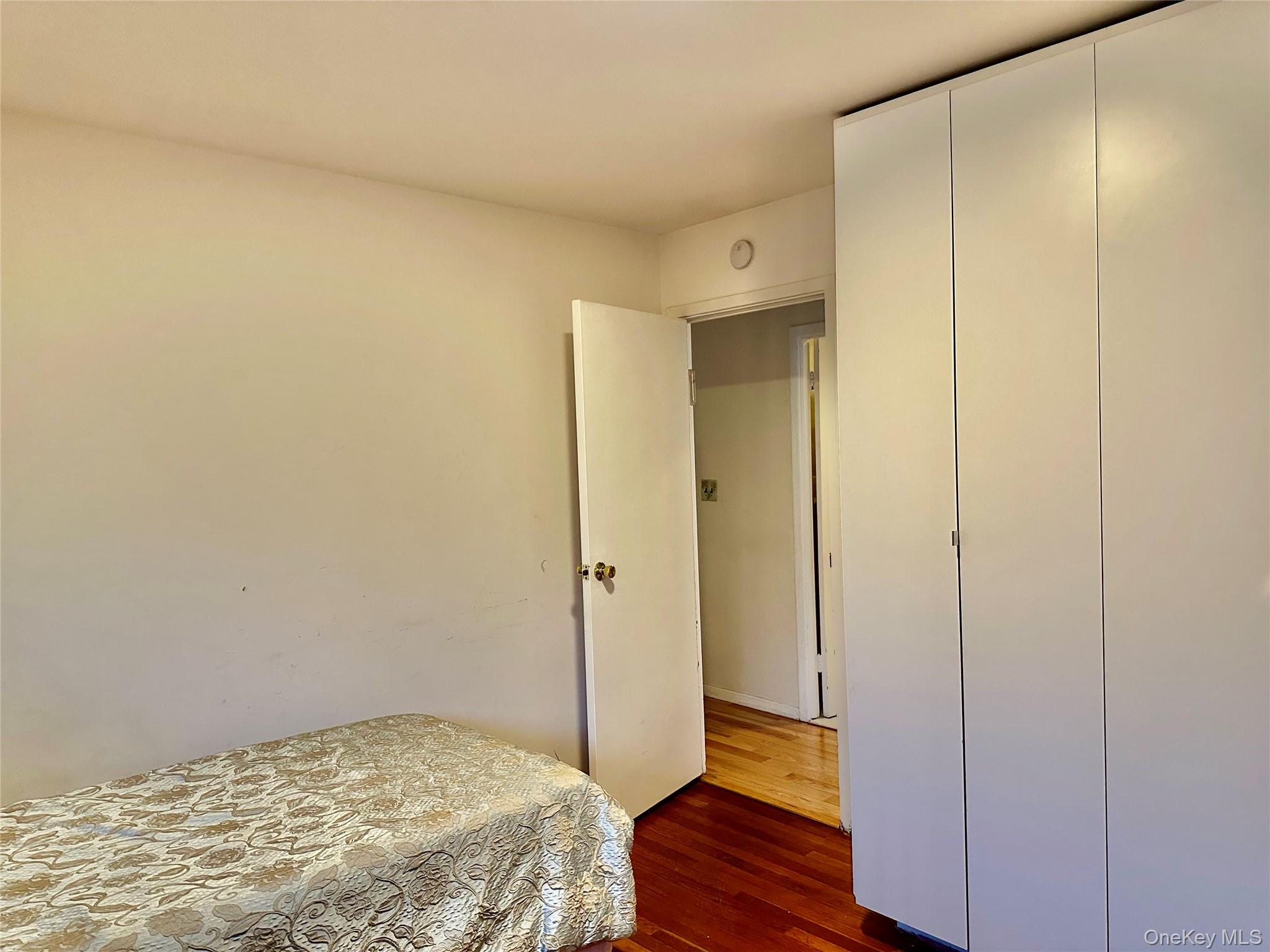23 Diane Boulevard – For Sale photo 19