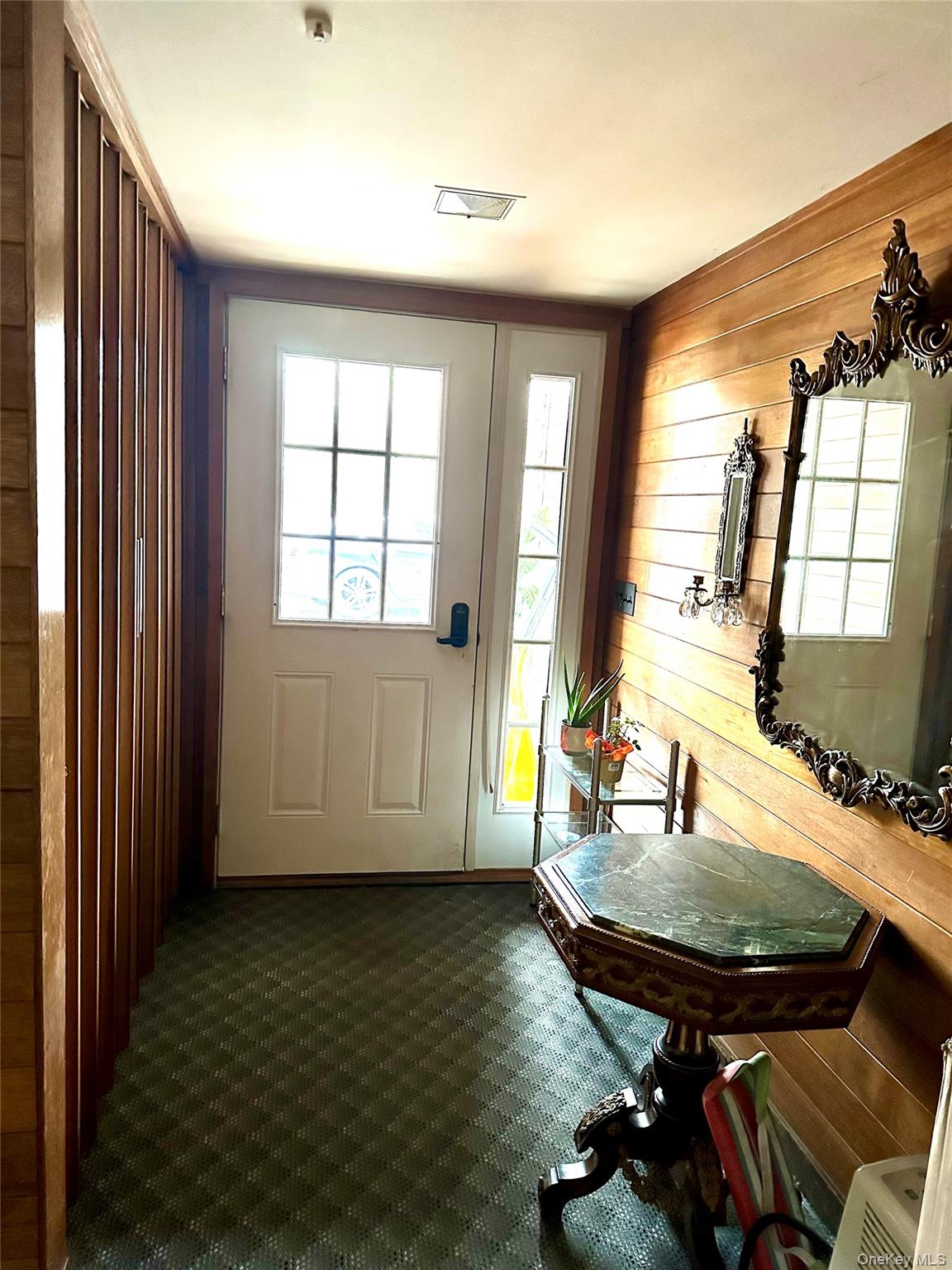 23 Diane Boulevard – For Sale photo 29