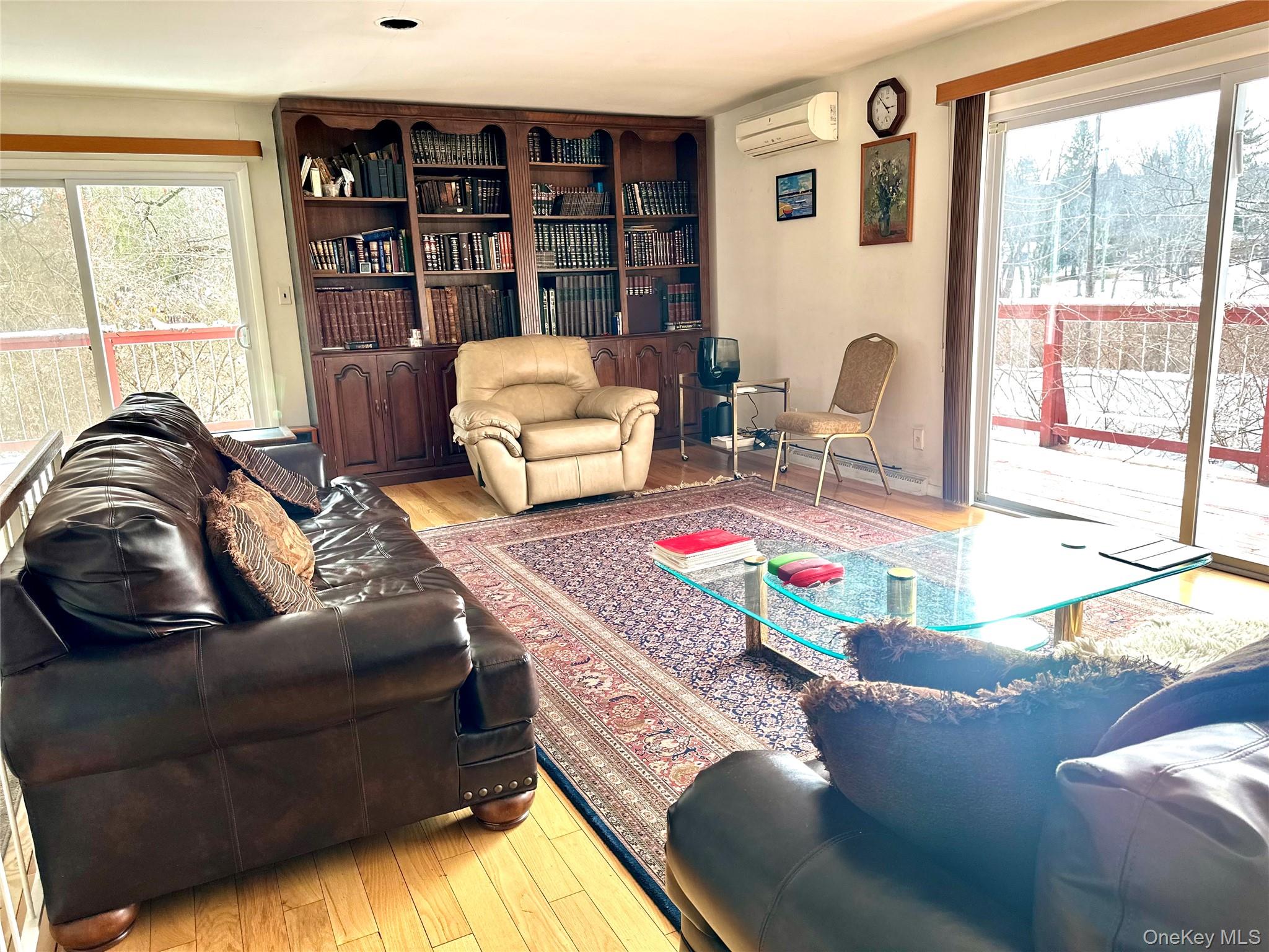 23 Diane Boulevard – For Sale photo 6