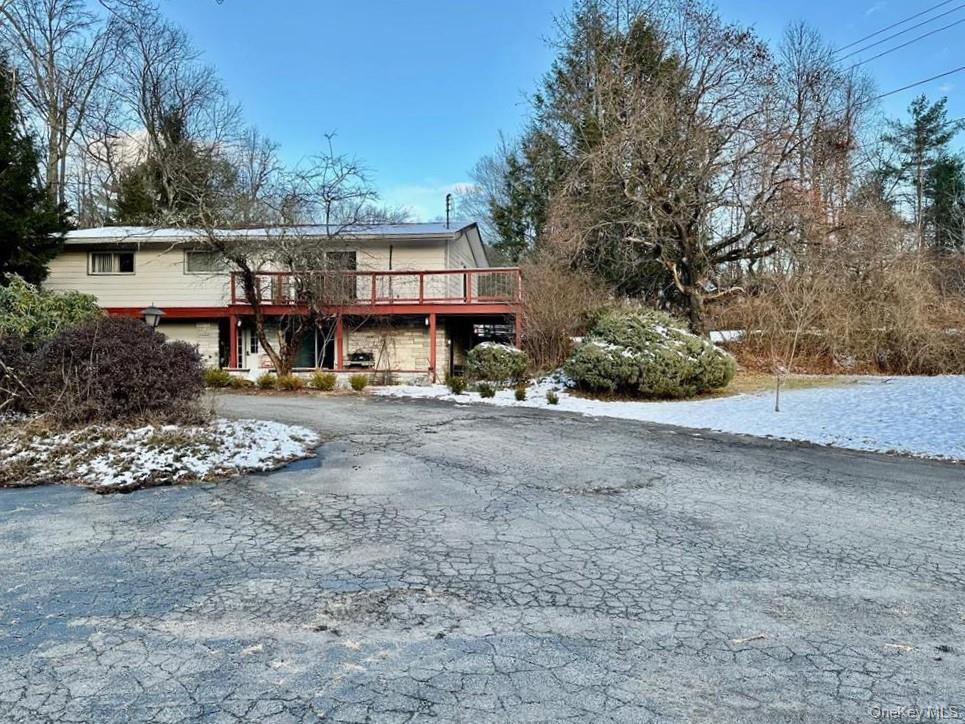 23 Diane Boulevard – For Sale