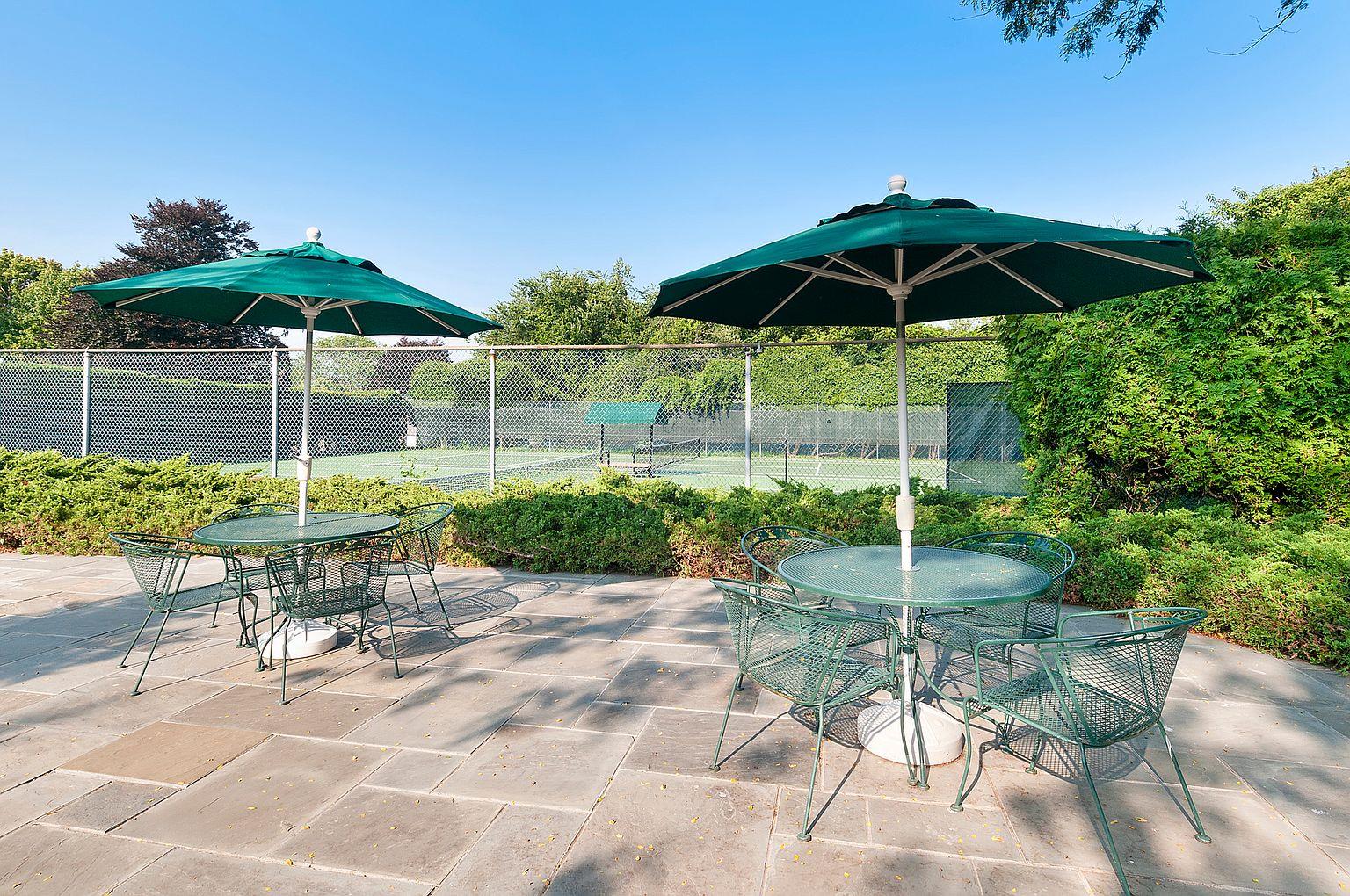 520 Hampton Road, Unit 18 photo 19