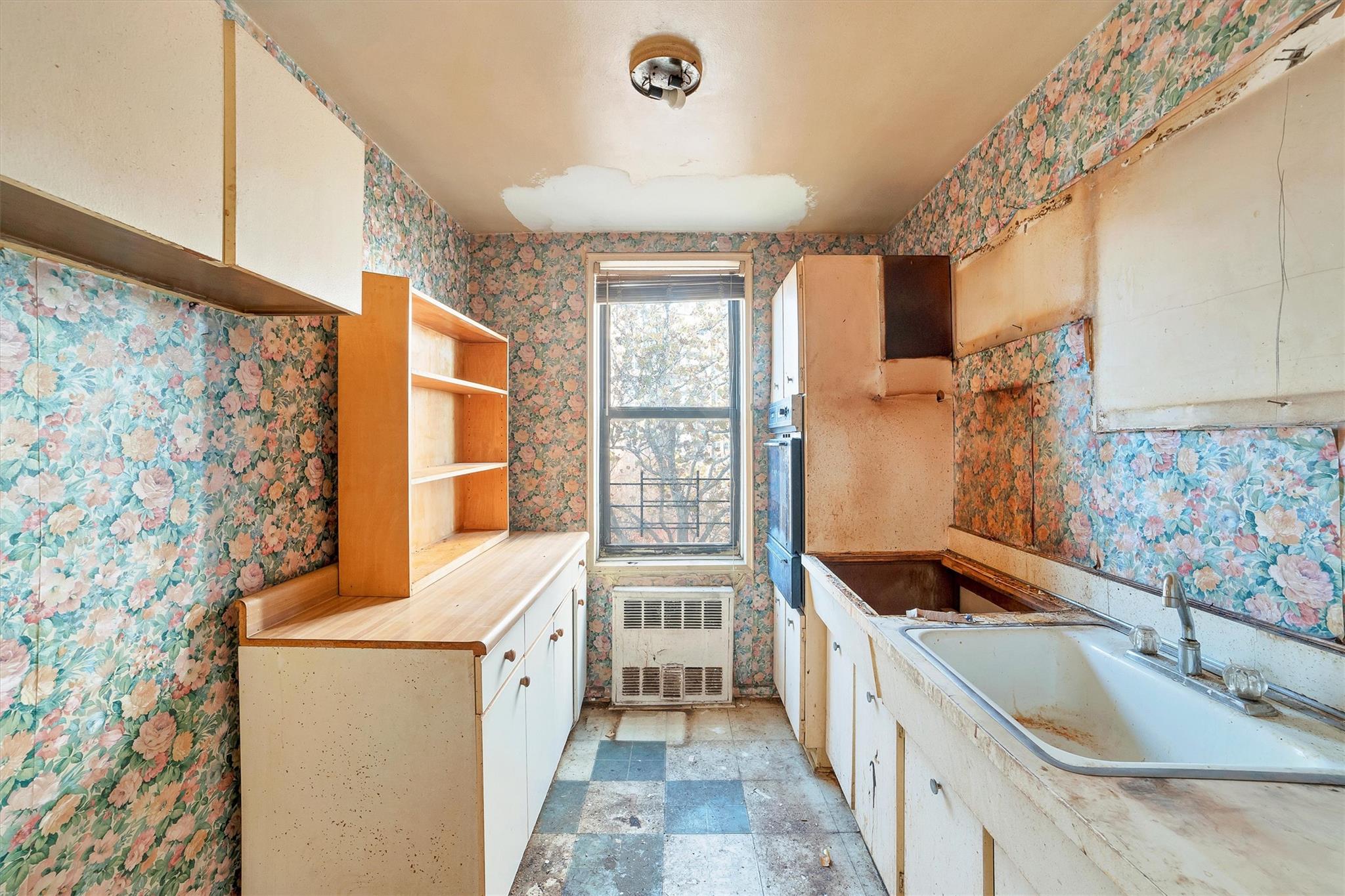 836 Tilden Street, Unit 5E photo 8