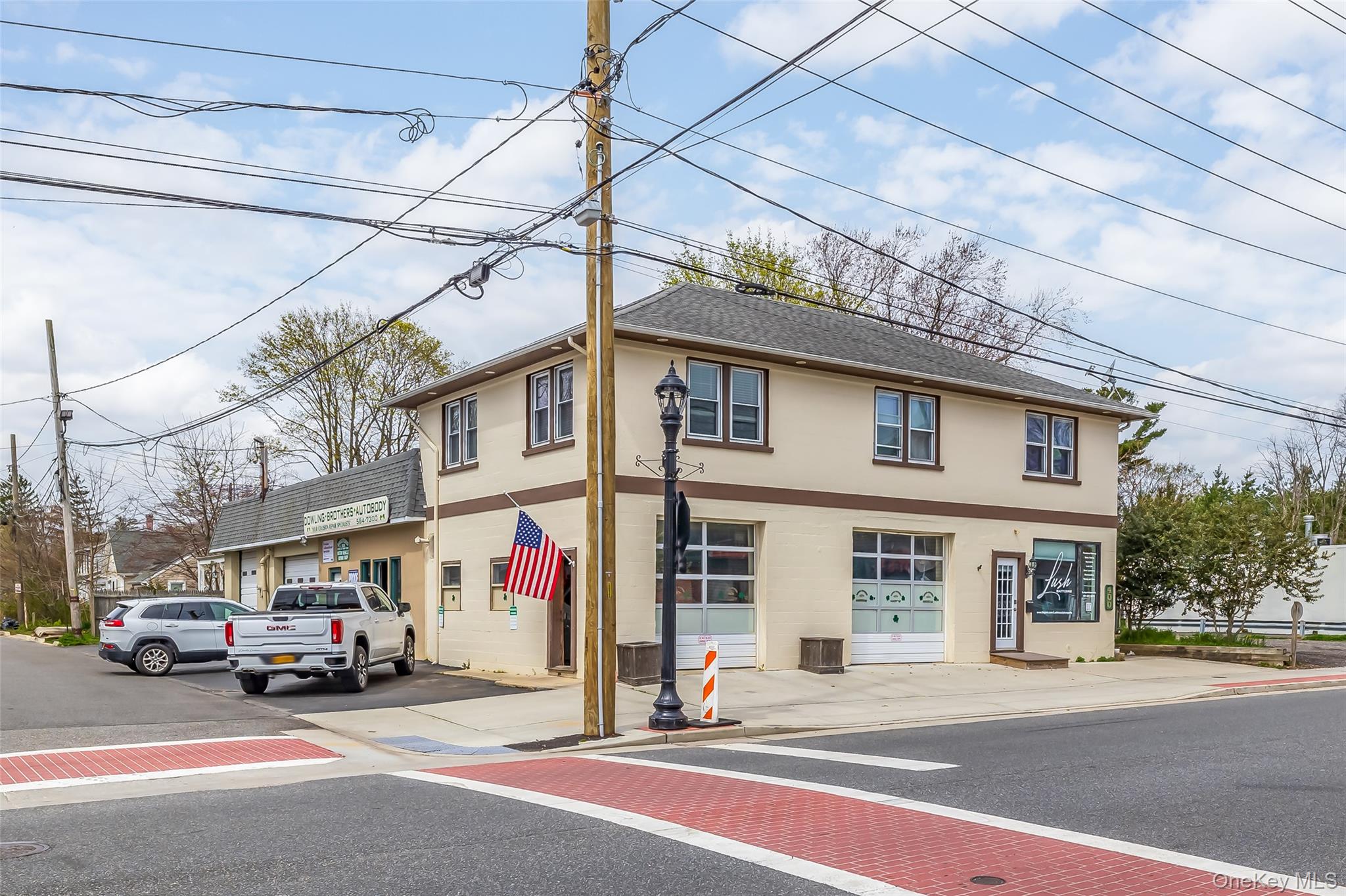 400 Lake Avenue – For Sale photo 2