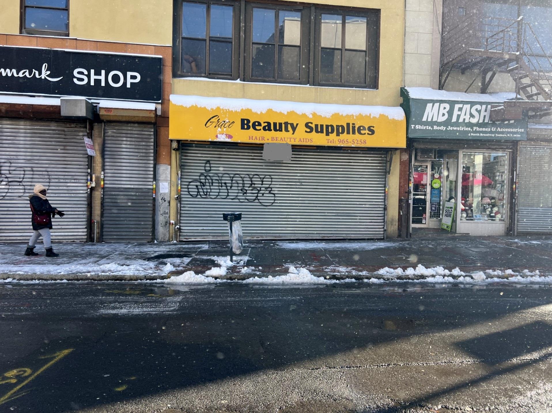 6 N Broadway – For Rent