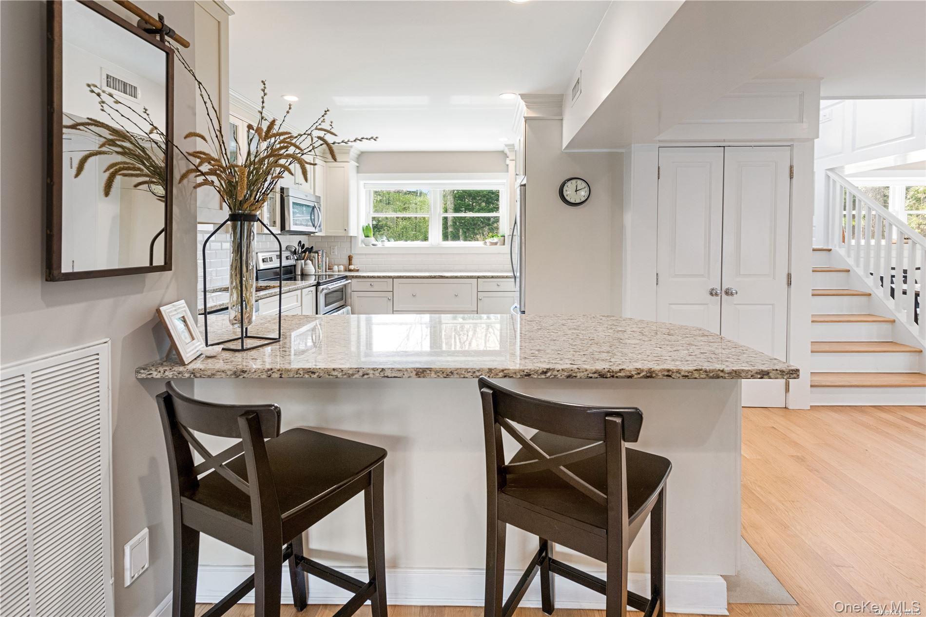 29 Missapoque Avenue – For Rent photo 7
