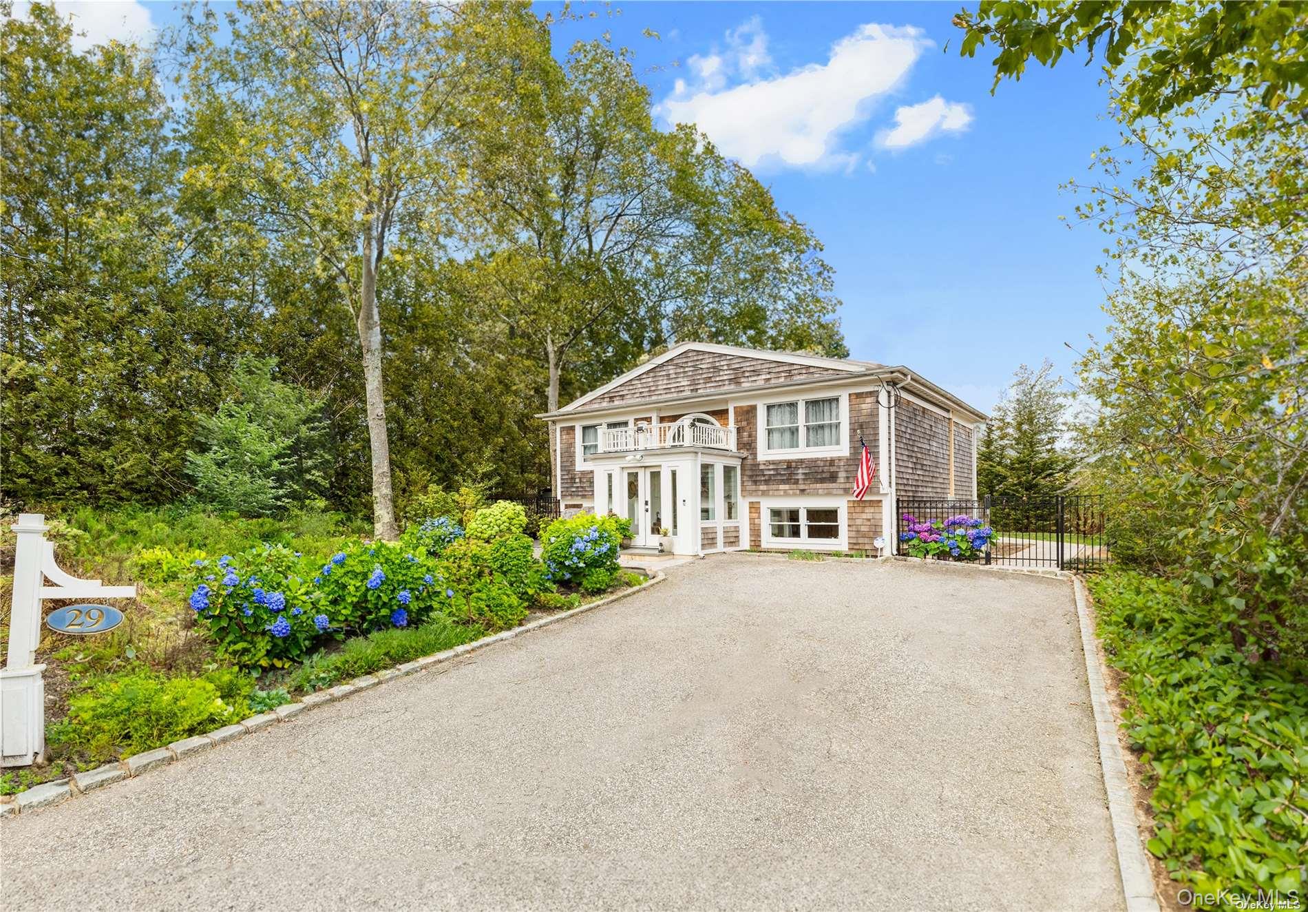 29 Missapoque Avenue – For Rent