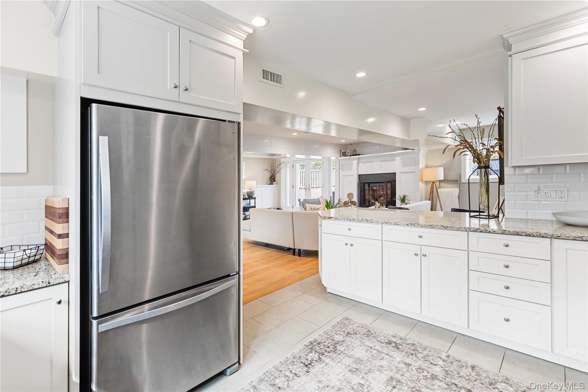29 Missapoque Avenue – For Rent photo 10