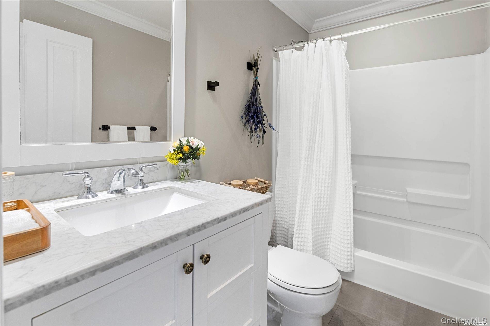 29 Missapoque Avenue – For Rent photo 12