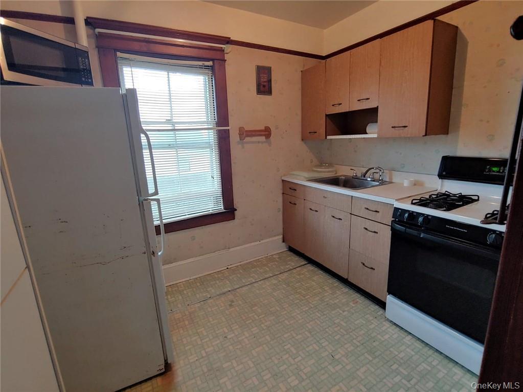 354 E Hill Road – For Sale photo 26