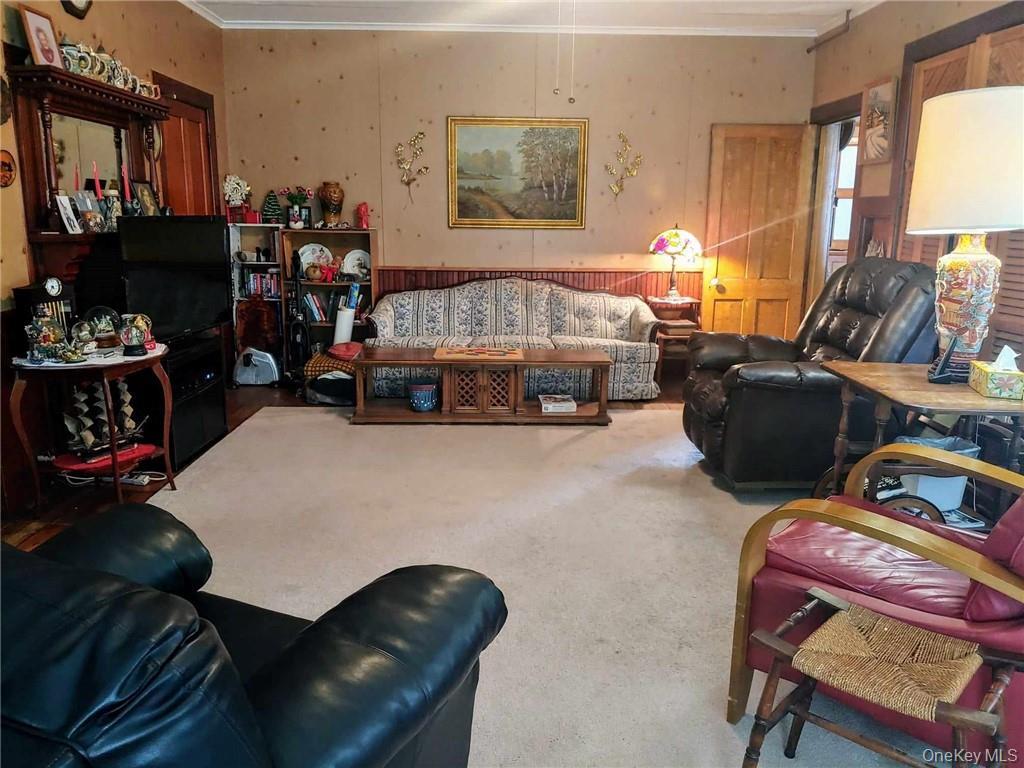 354 E Hill Road – For Sale photo 6