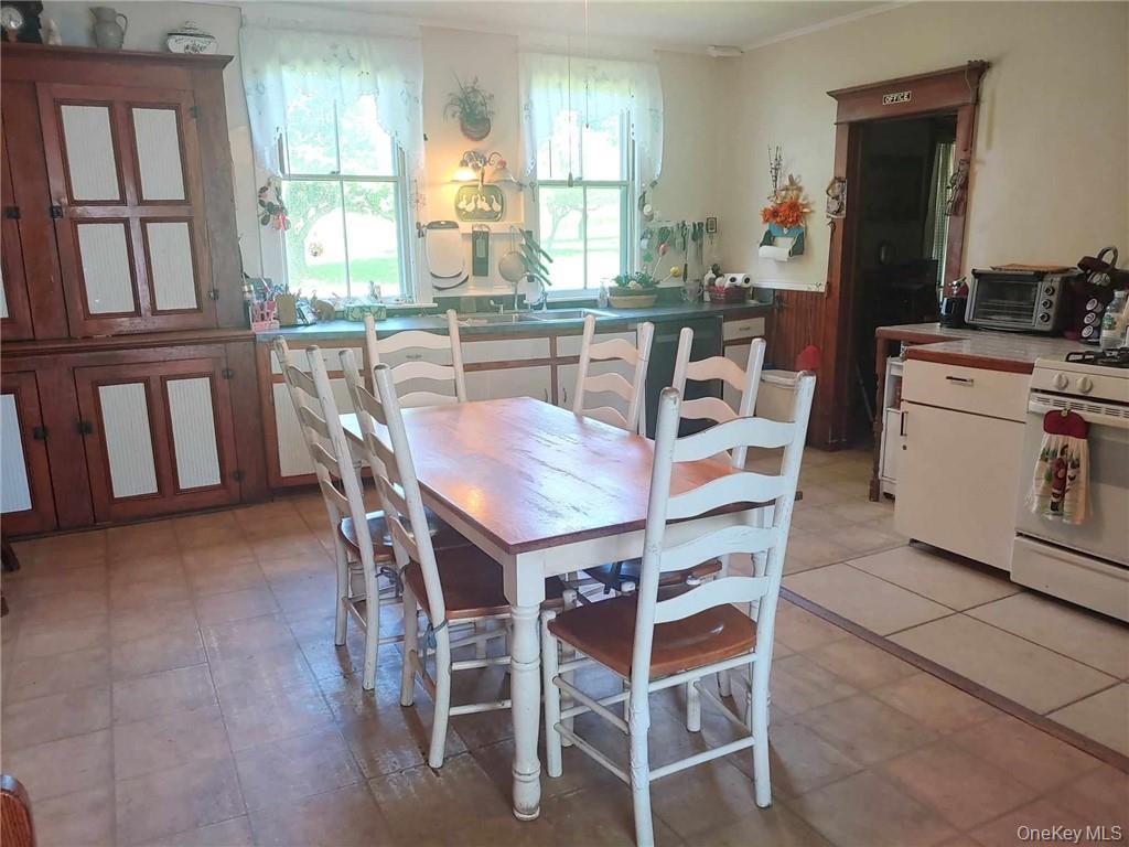 354 E Hill Road – For Sale photo 7
