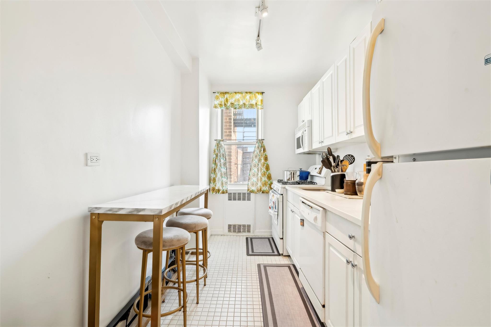 5635 Netherland Avenue, Unit 4E photo 6