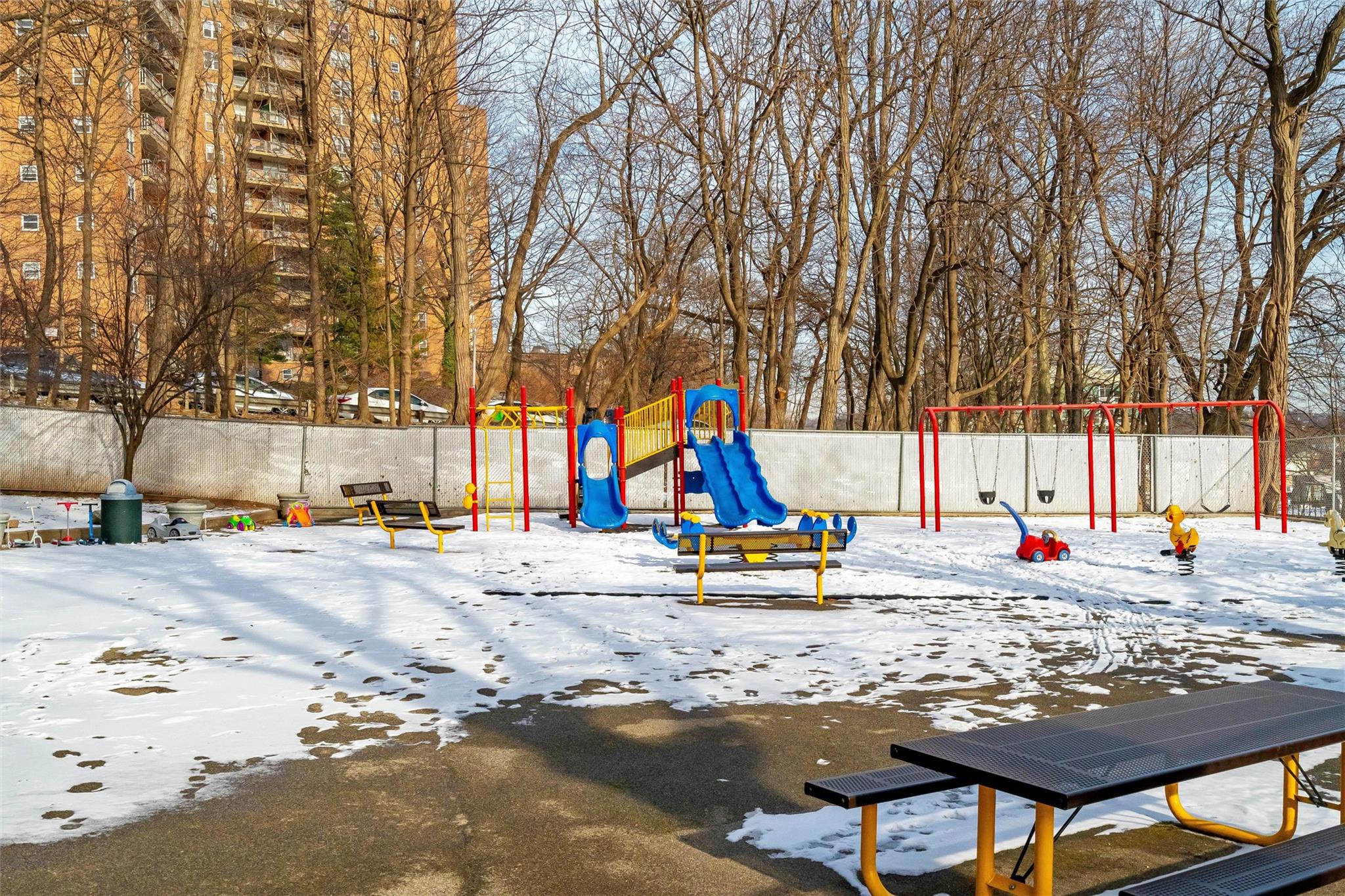 5635 Netherland Avenue, Unit 4E photo 23
