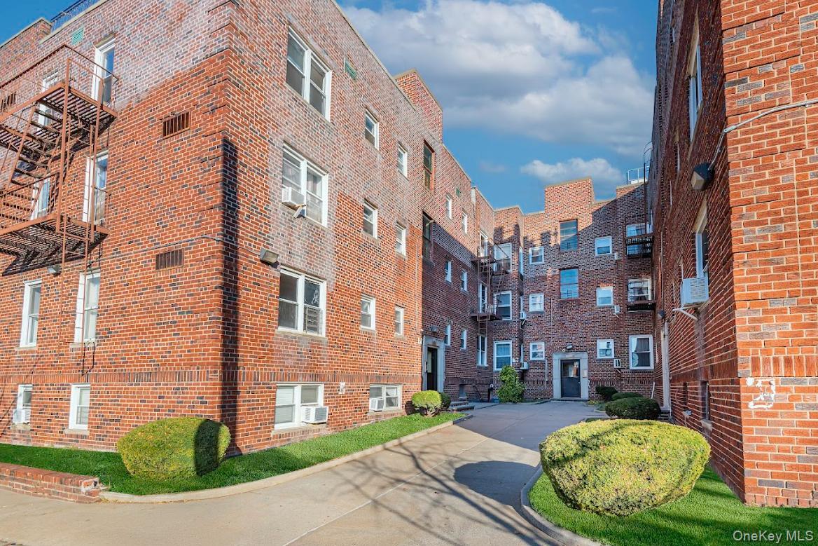 133-01 Booth Memorial Ave – For Sale