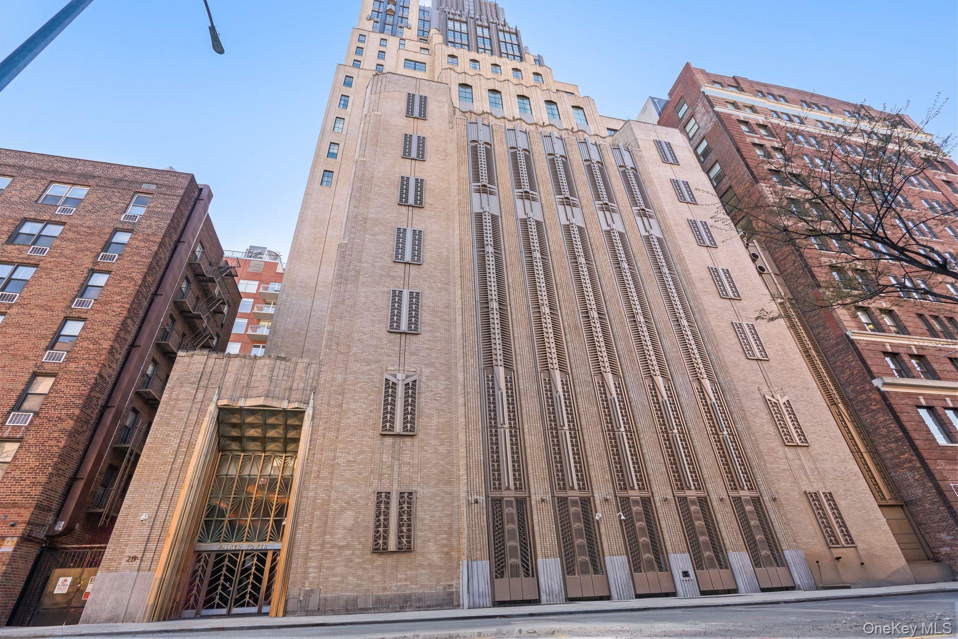 212 W 18th Street, Unit PH2 photo 32