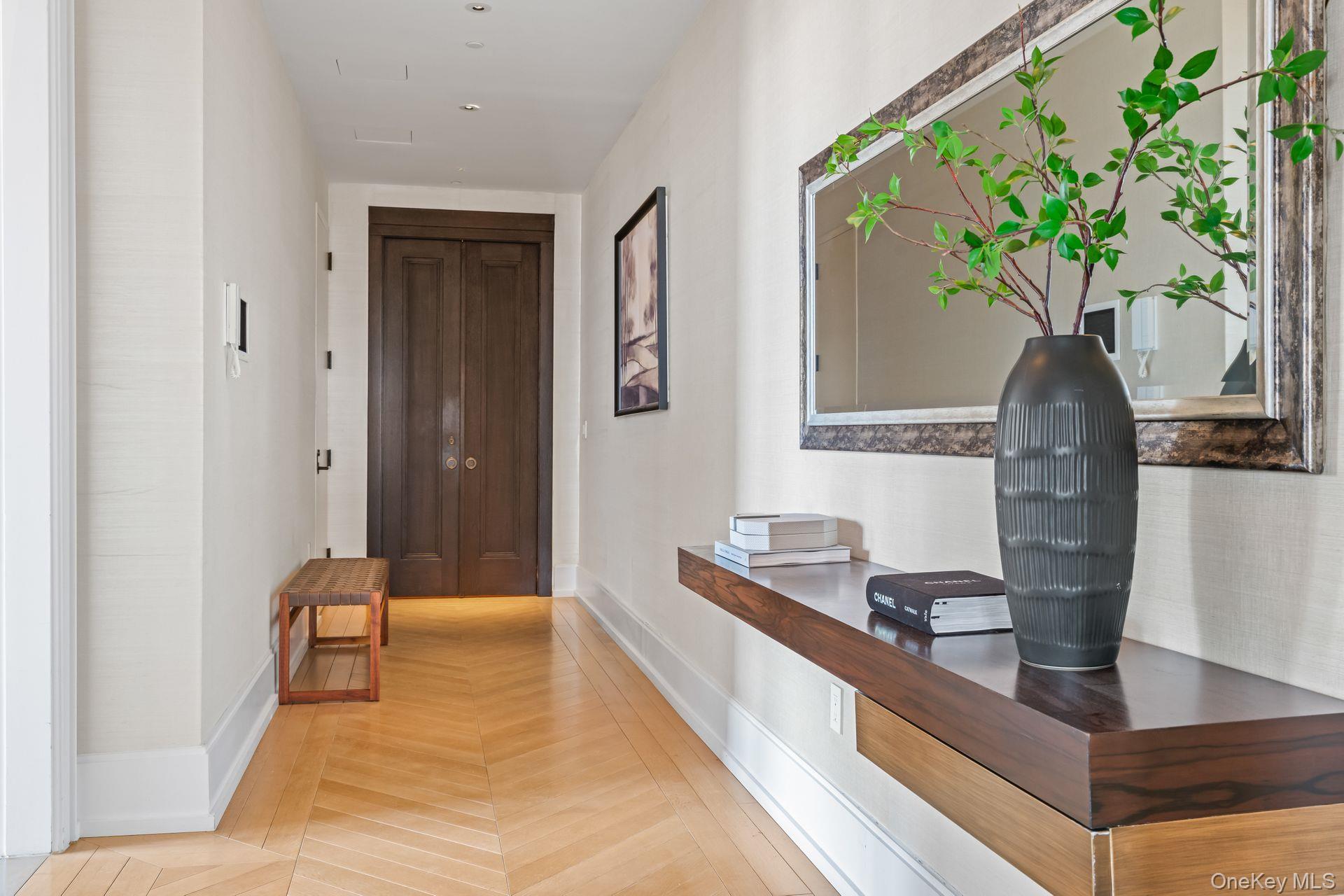 212 W 18th Street, Unit PH2 photo 2