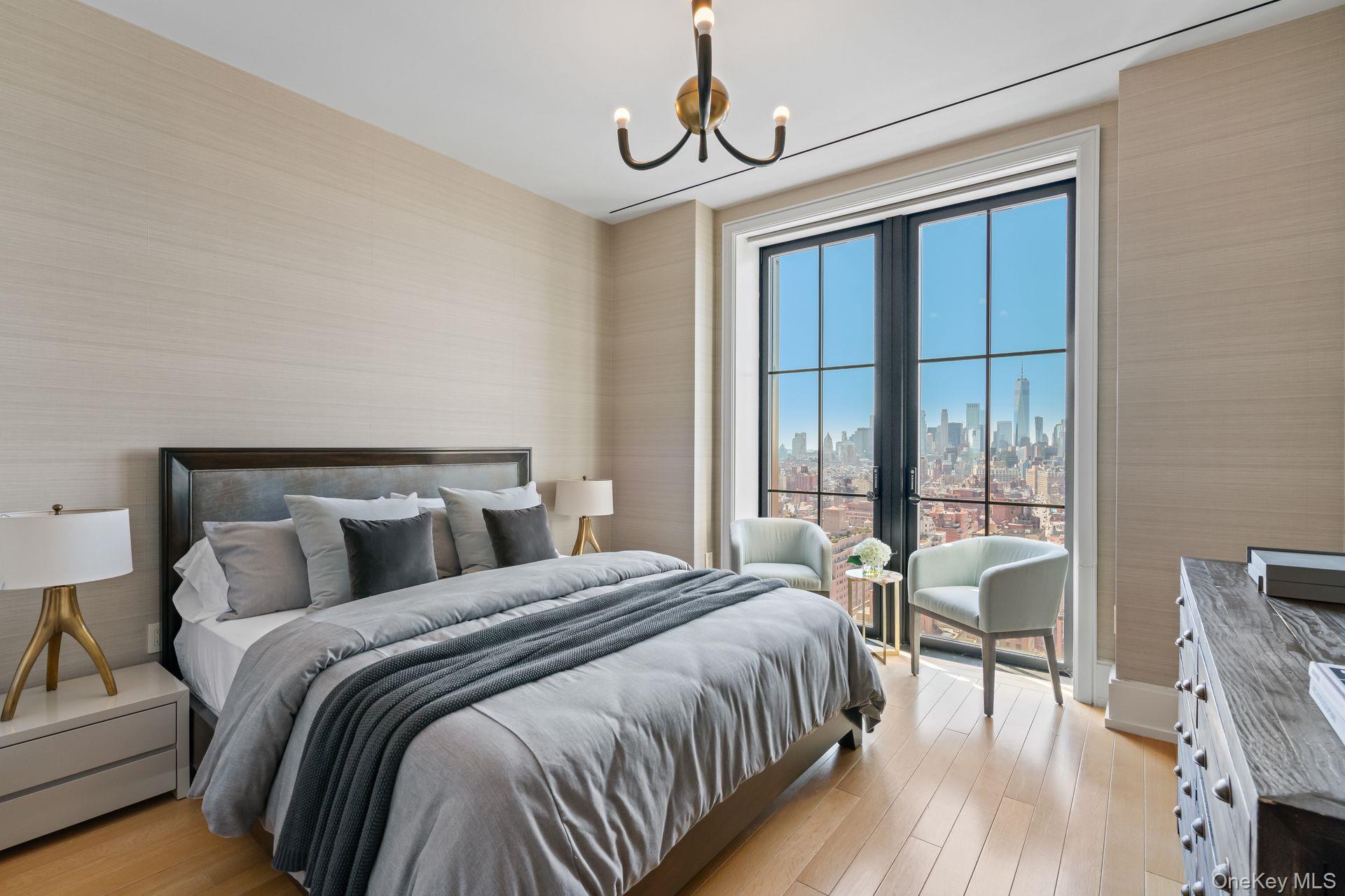 212 W 18th Street, Unit PH2 photo 21