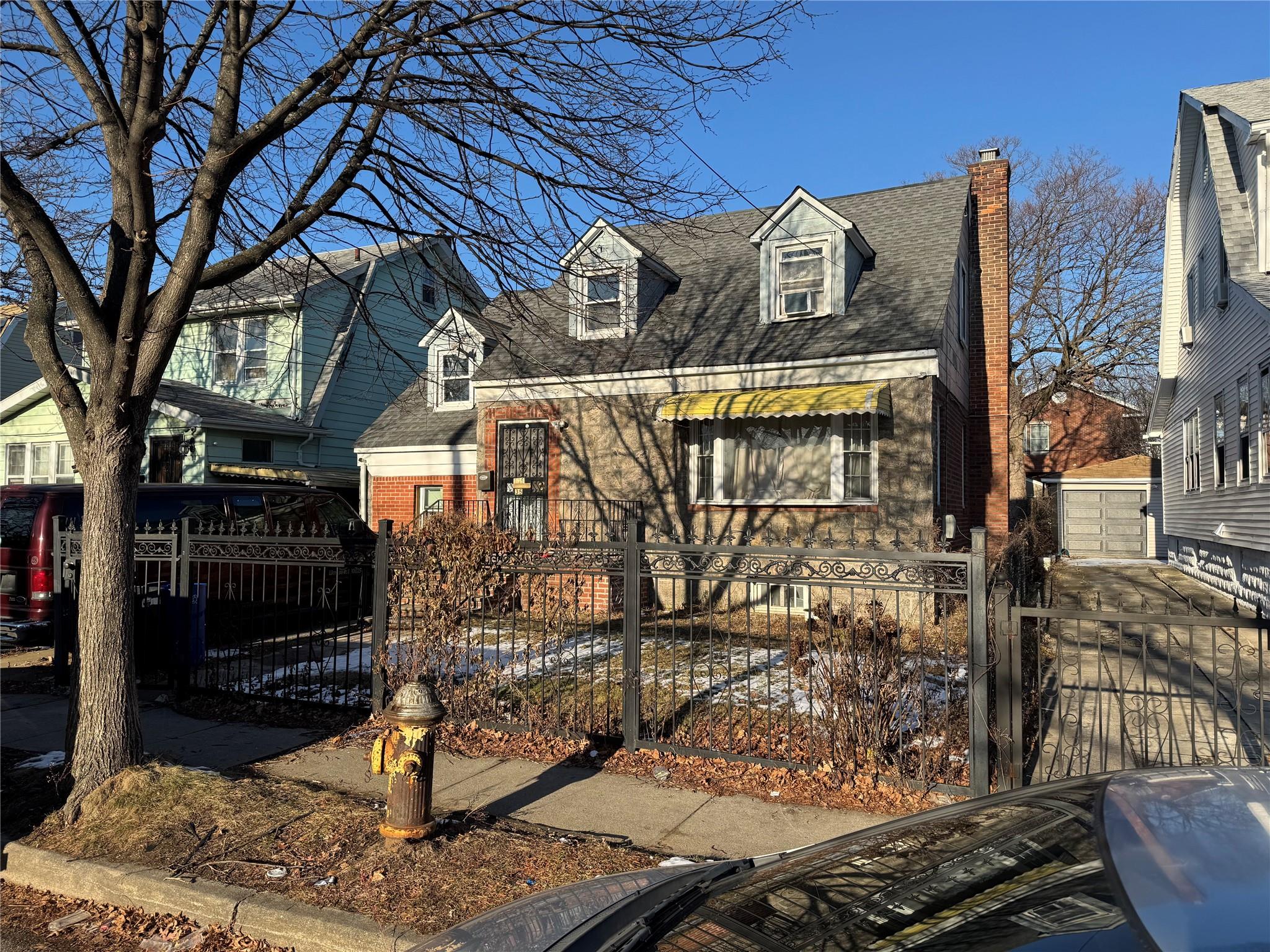 139-35 182s st – For Sale