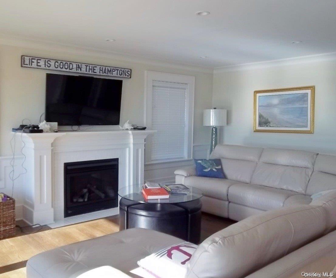 493 Dune Road – For Rent photo 3