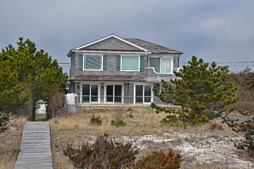493 Dune Road – For Rent photo 2