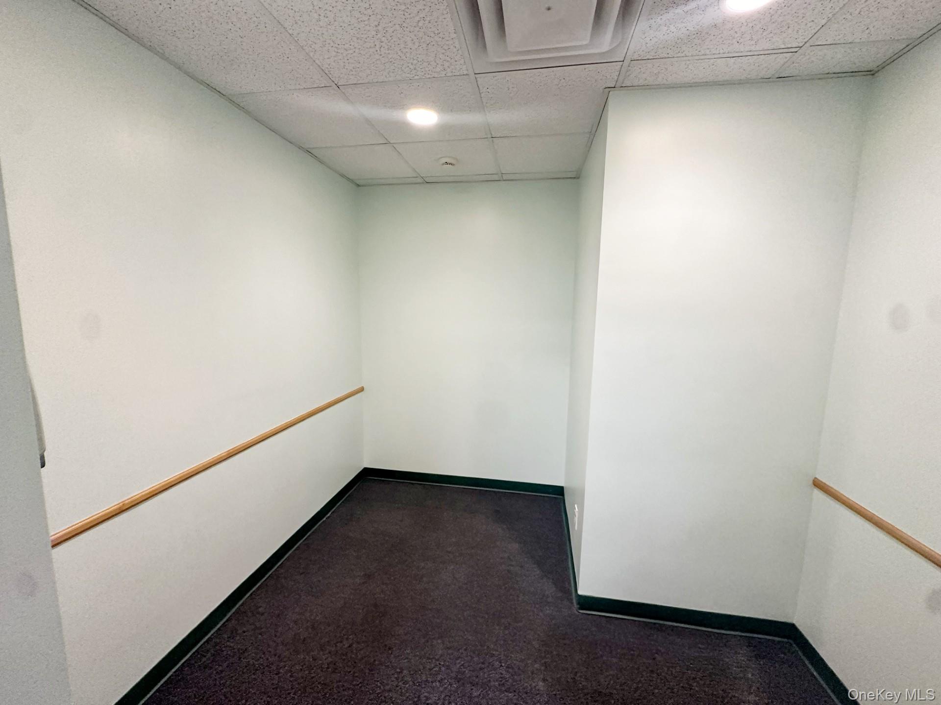 531 Central Park Avenue, Unit 102 photo 5