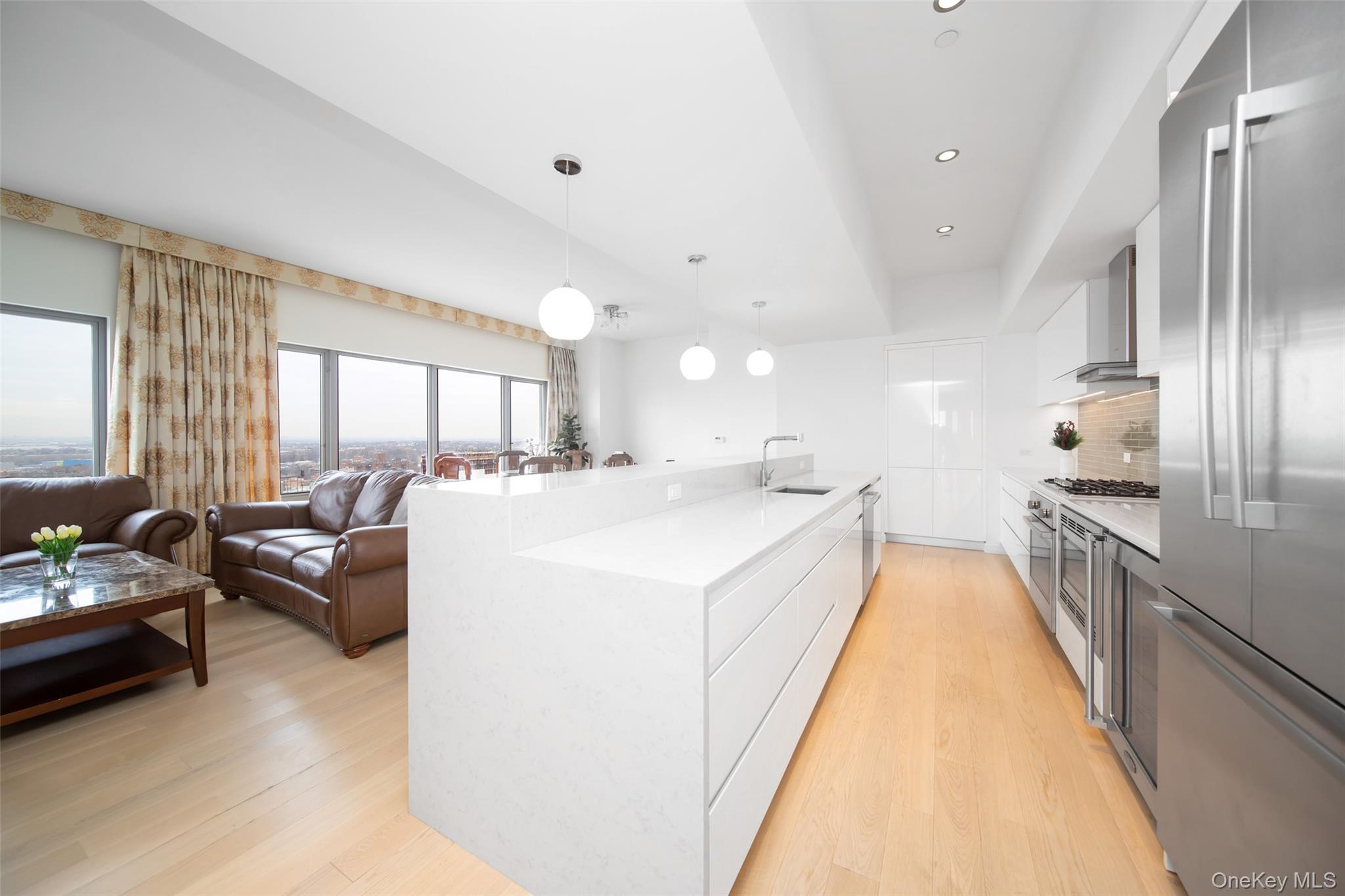138-35 39th Avenue, Unit 17H photo 11