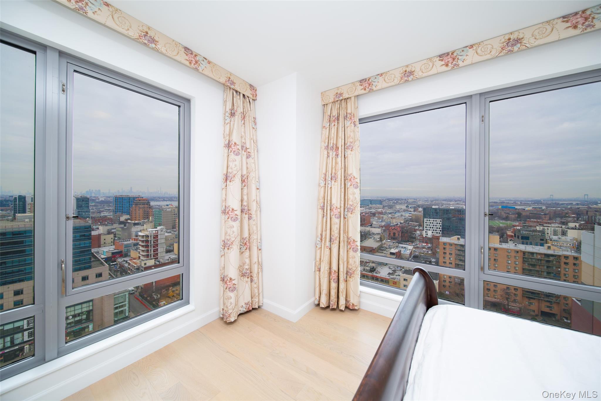 138-35 39th Avenue, Unit 17H photo 18