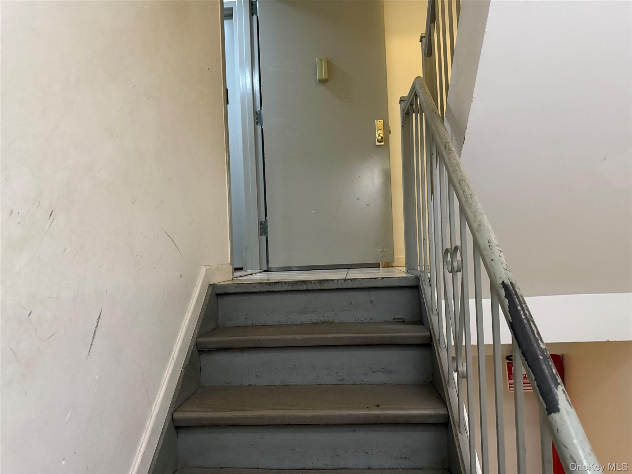 35-50 92 St – For Sale photo 24