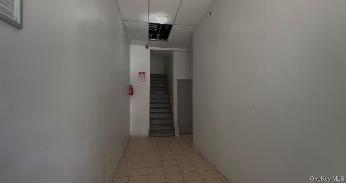 35-50 92 St – For Sale photo 11