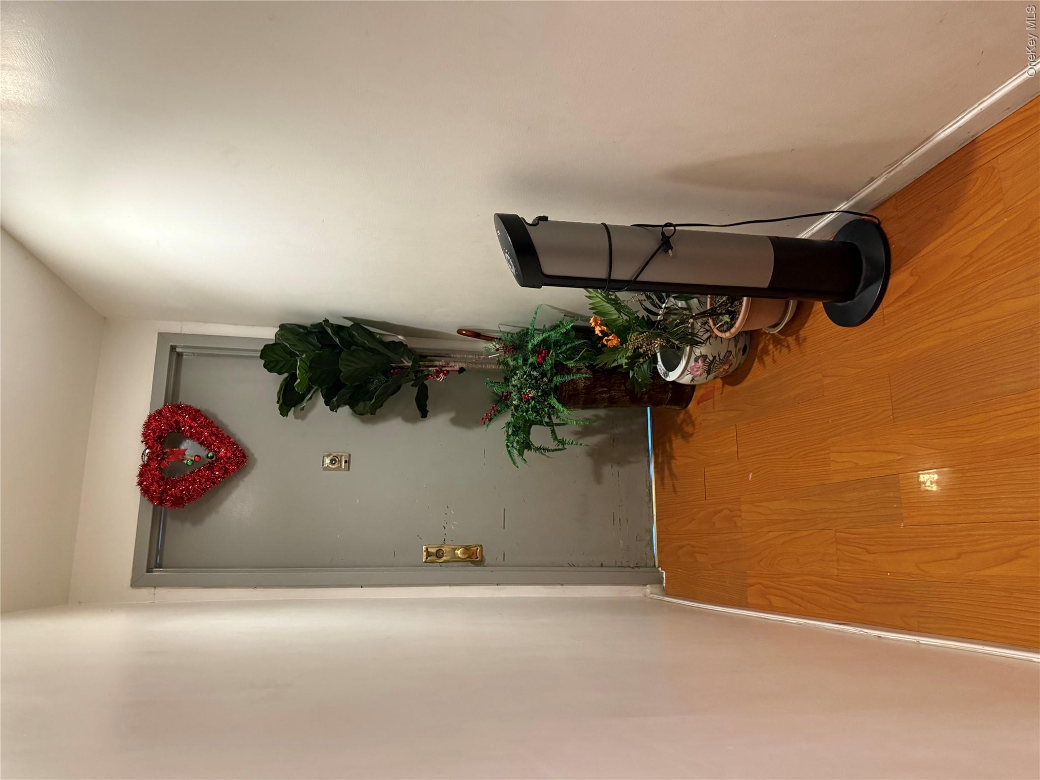 35-50 92 St – For Sale photo 30