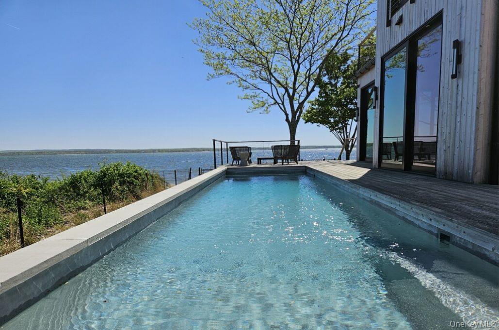 599 Peconic Bay Boulevard – For Rent photo 2