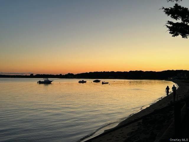 599 Peconic Bay Boulevard – For Rent photo 12