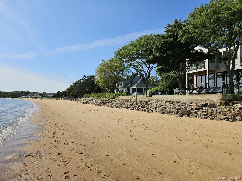 599 Peconic Bay Boulevard – For Rent photo 6
