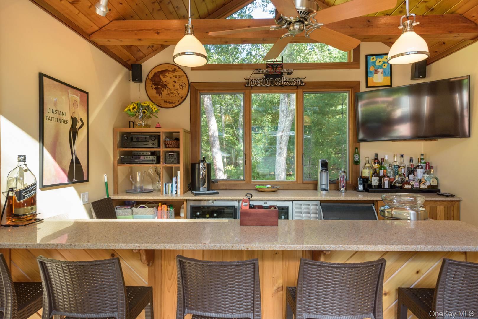 5 Joshua’s Hole Road – For Rent photo 10