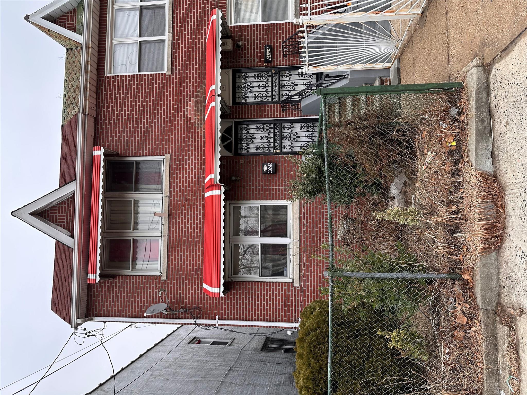 4026 Paulding Avenue – For Sale photo 2