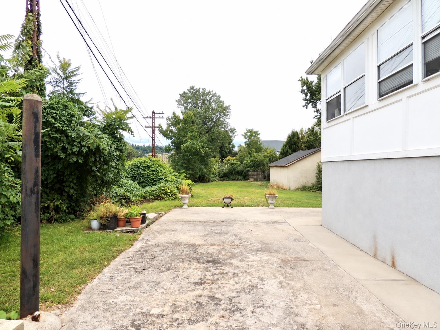 212 Beekman Avenue – For Sale photo 24