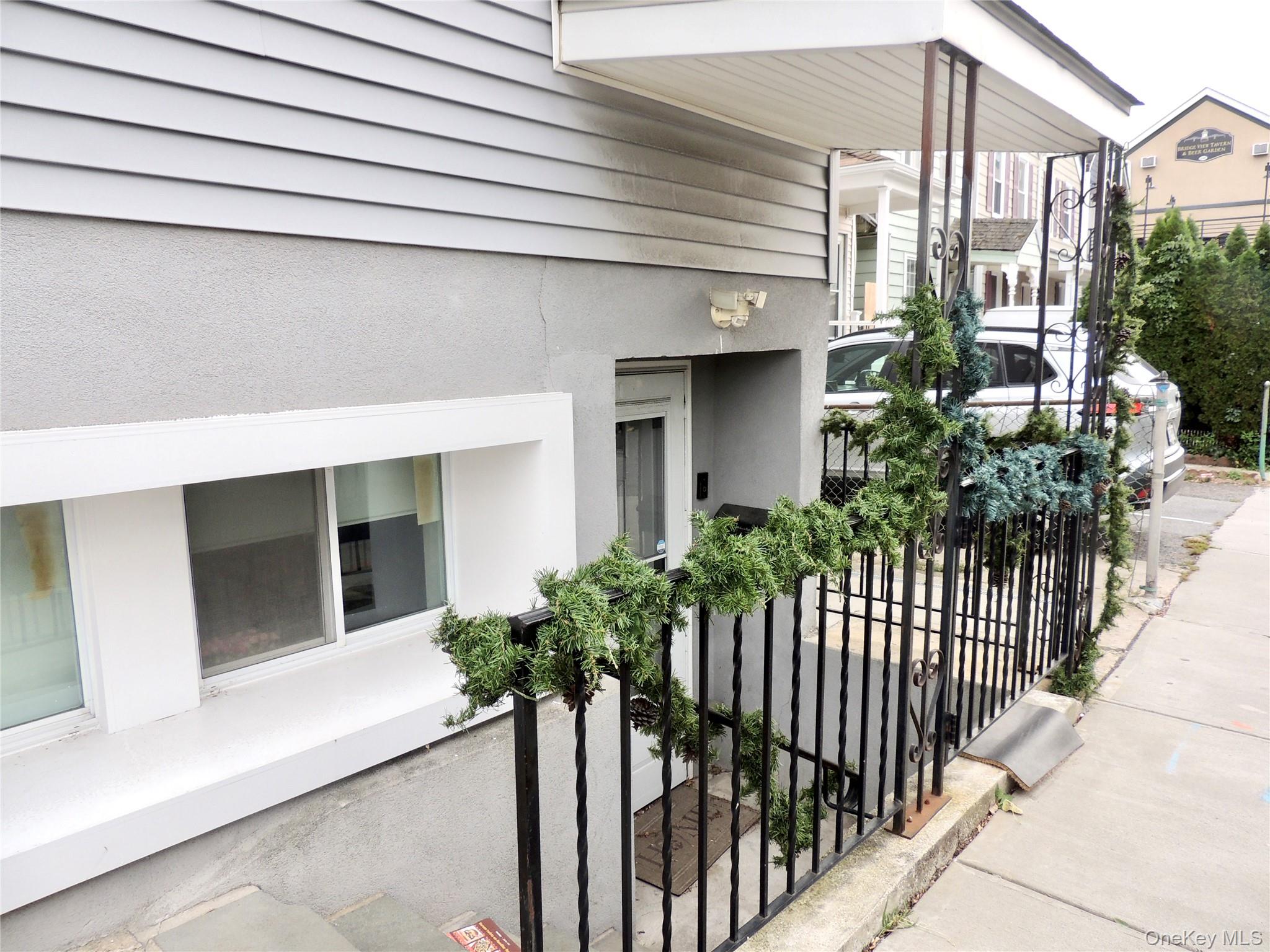 212 Beekman Avenue – For Sale photo 23