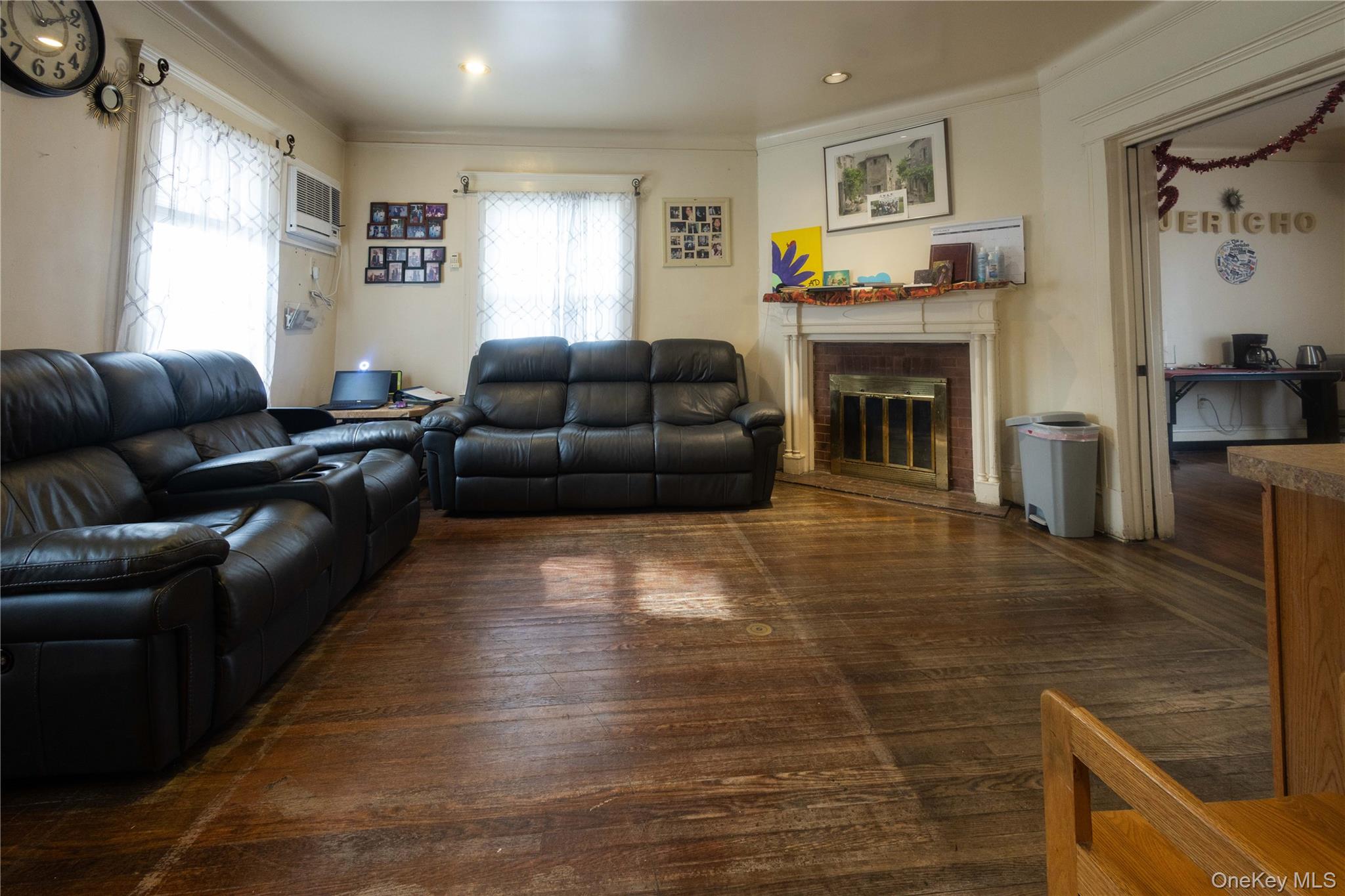 2 Old Cedar Swamp Road – For Sale photo 5