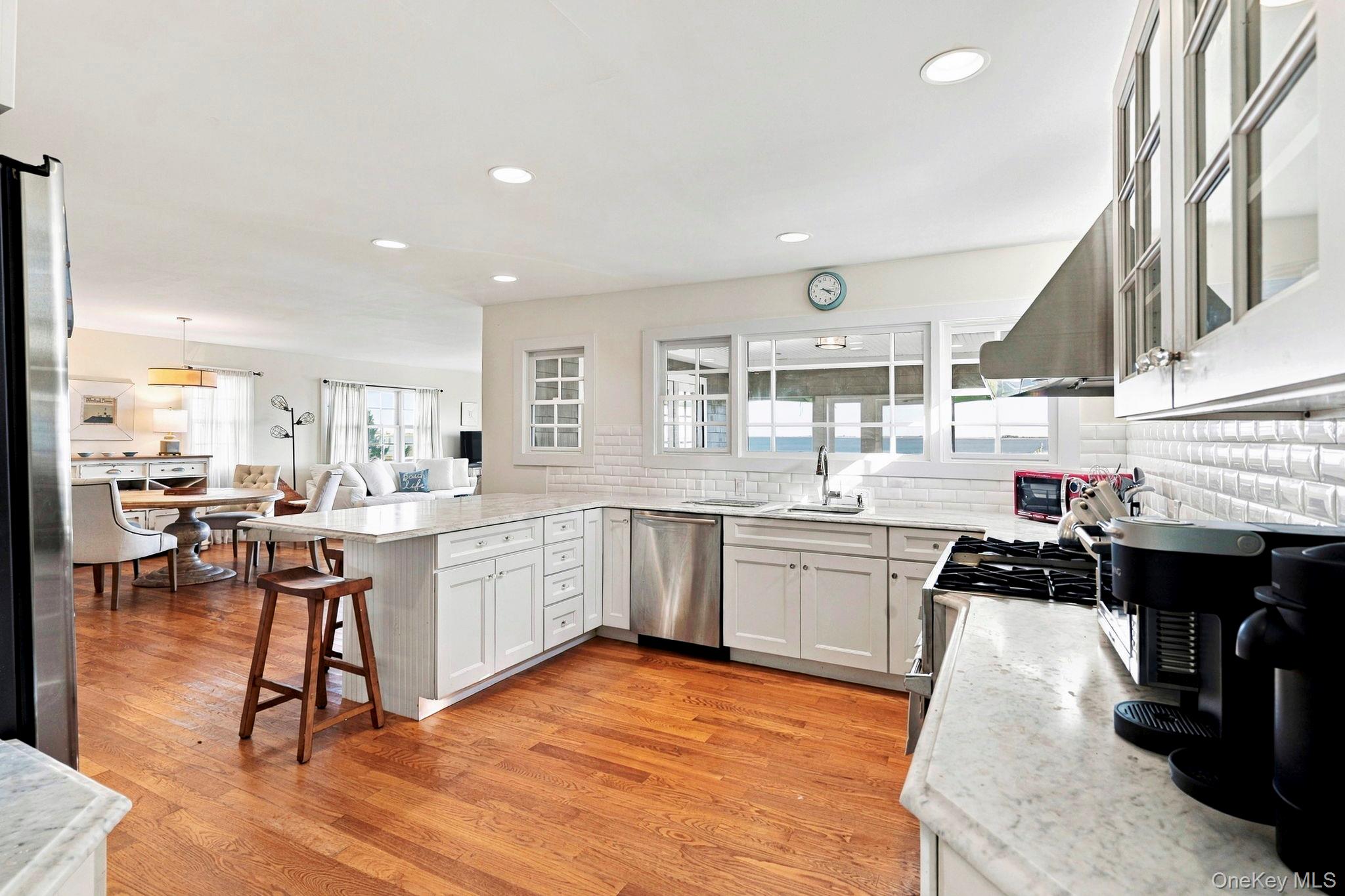 21 Bayside Avenue – For Rent photo 8