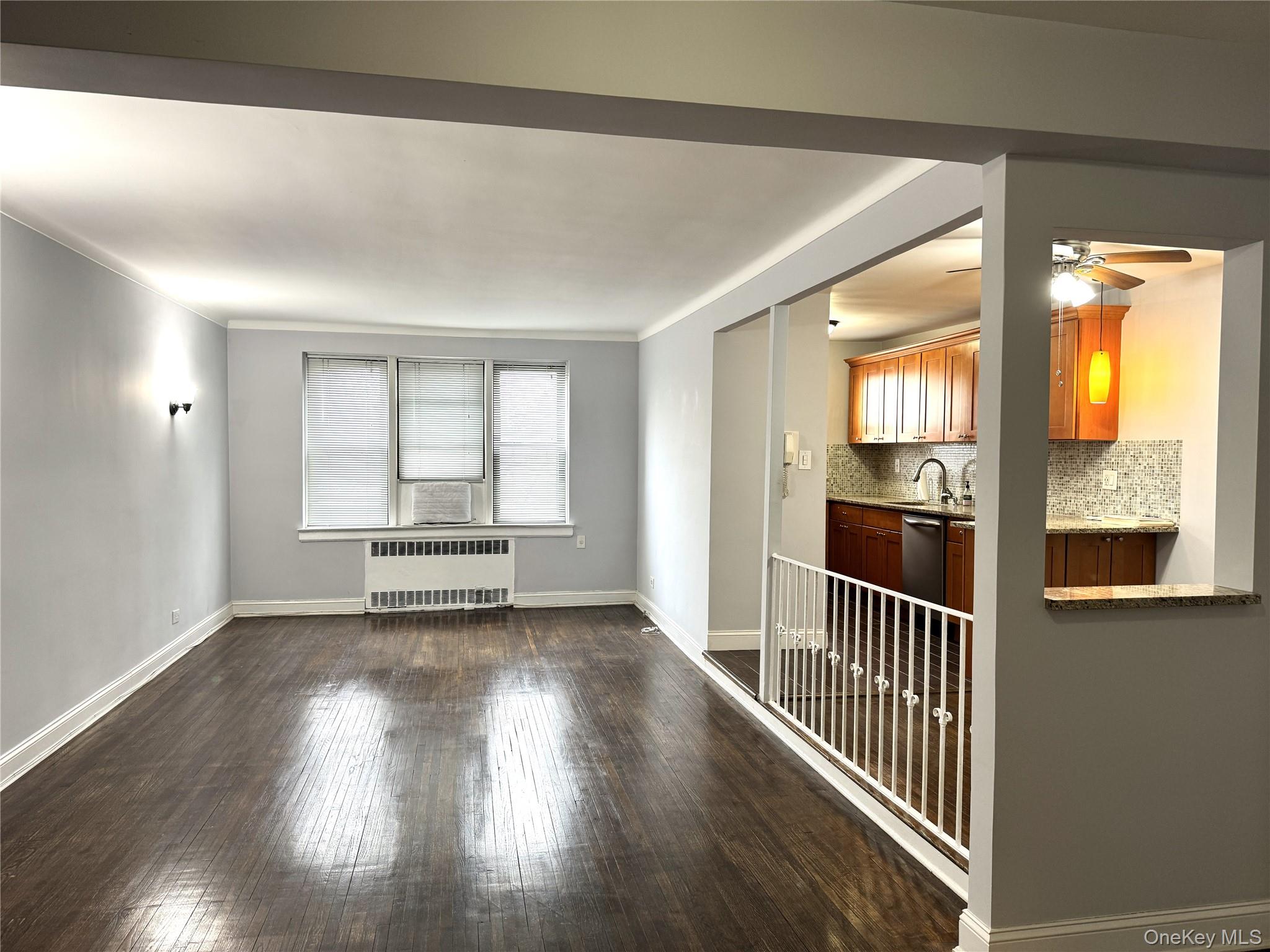 143-50 Hoover Ave, Unit 204 photo 2