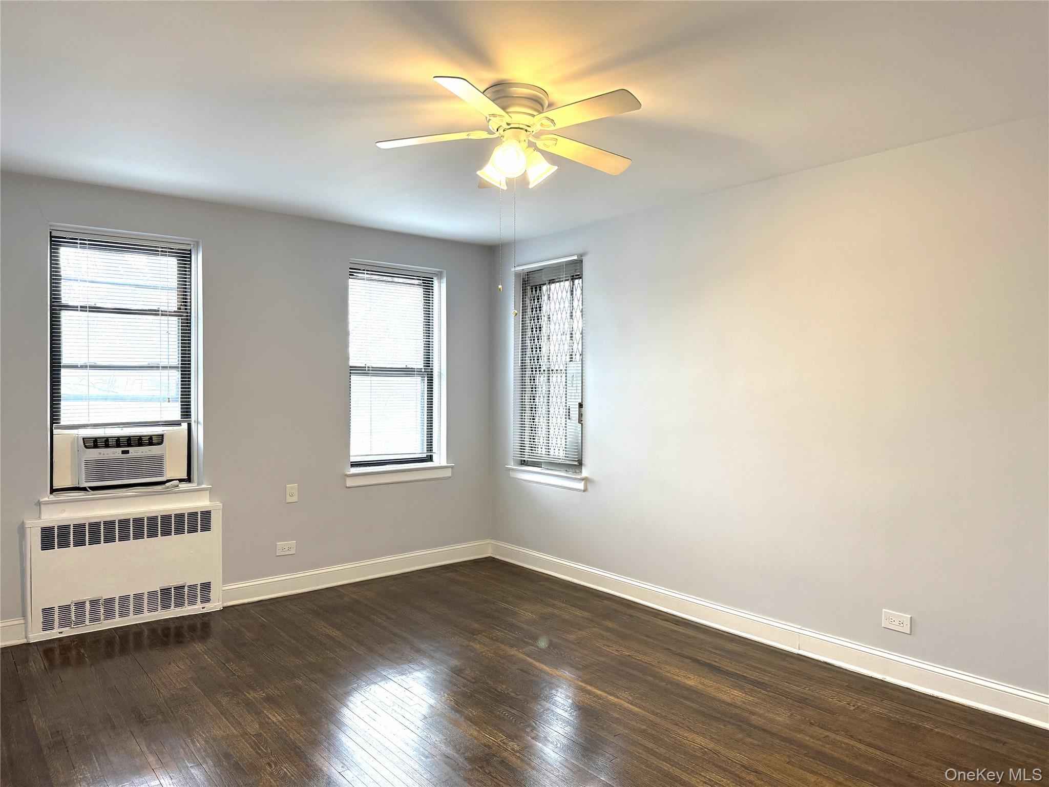 143-50 Hoover Ave, Unit 204 photo 12