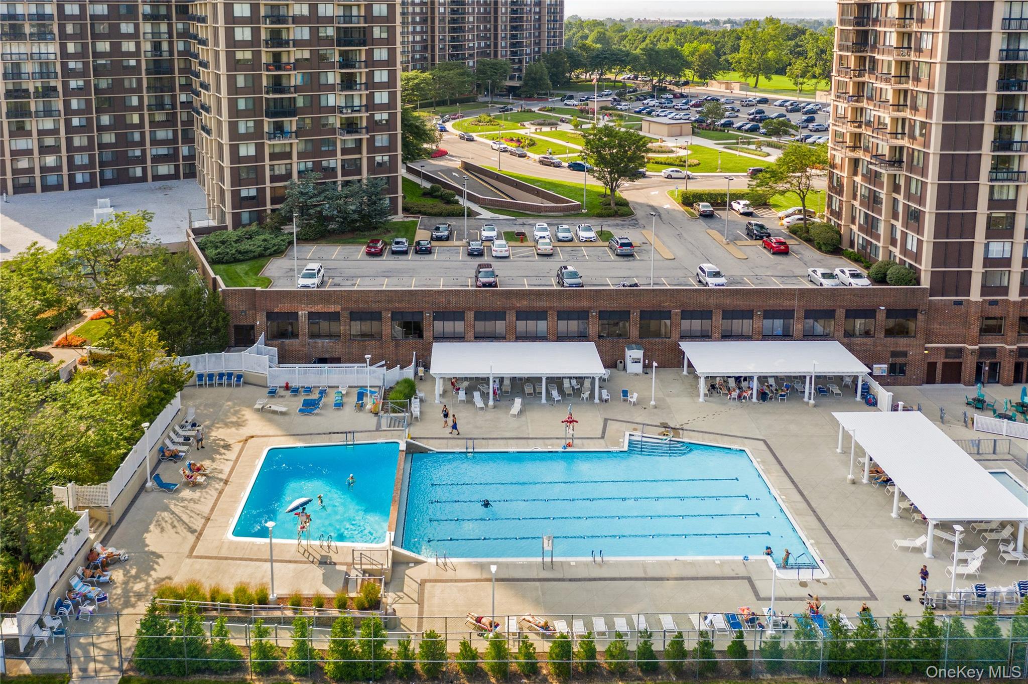27110 Grand Central Parkway, Unit 33D photo 22