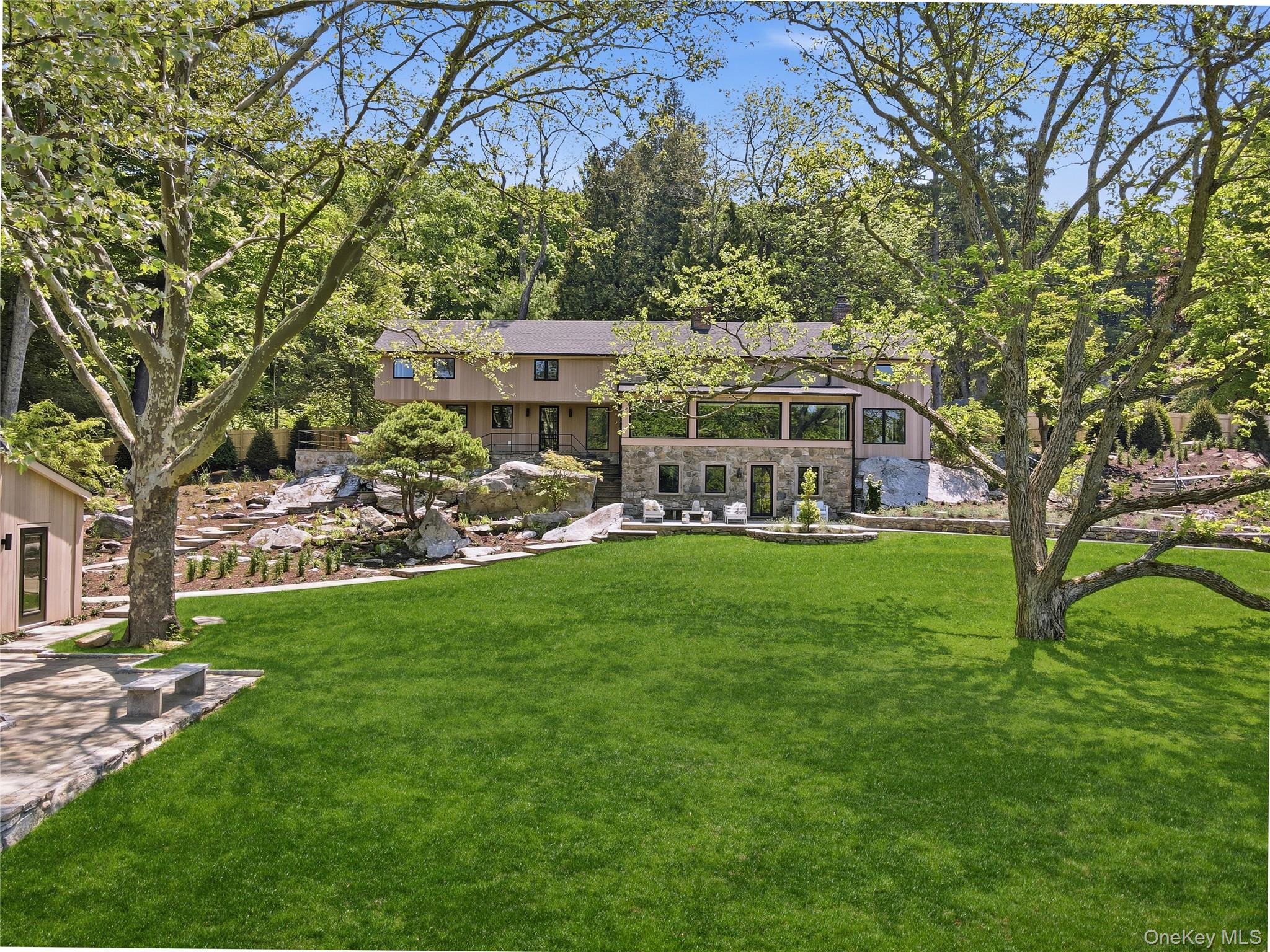 39 Old Snake Hill Road – For Sale photo 2