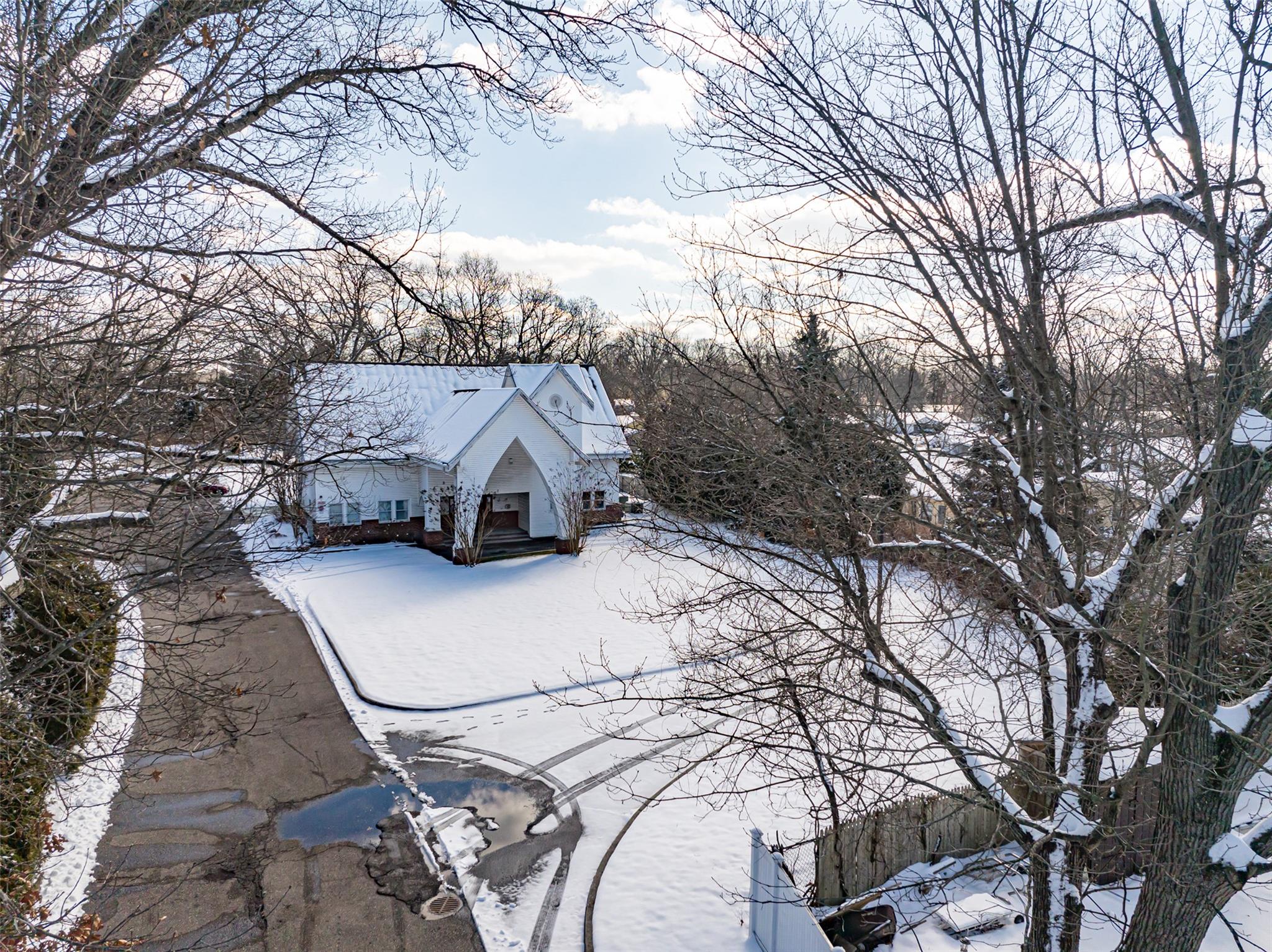 203 E Pulaski Road – For Sale photo 3