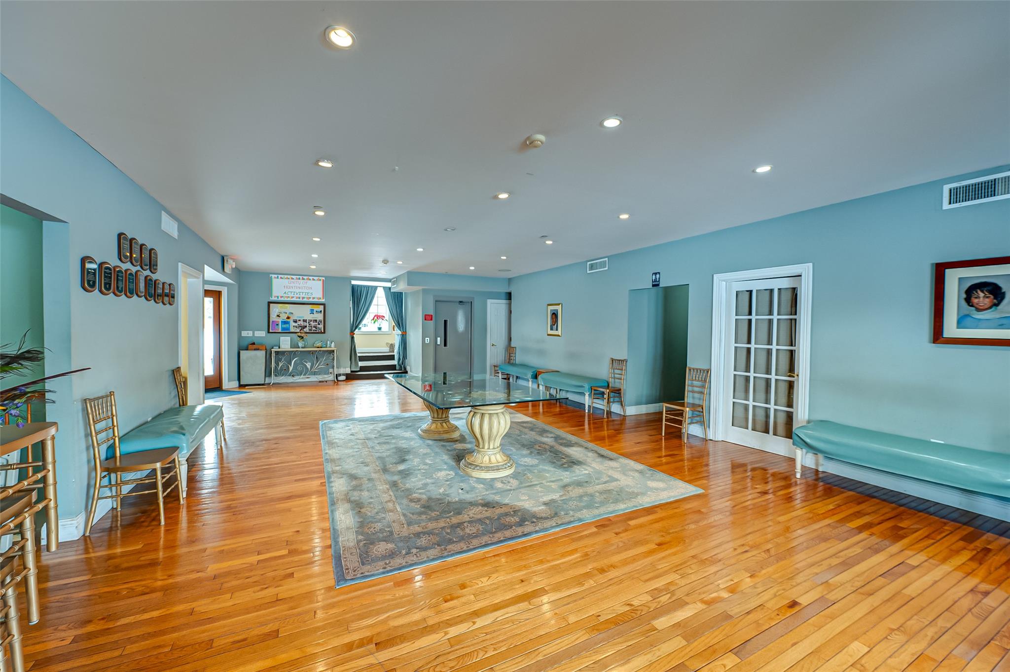 203 E Pulaski Road – For Sale photo 9