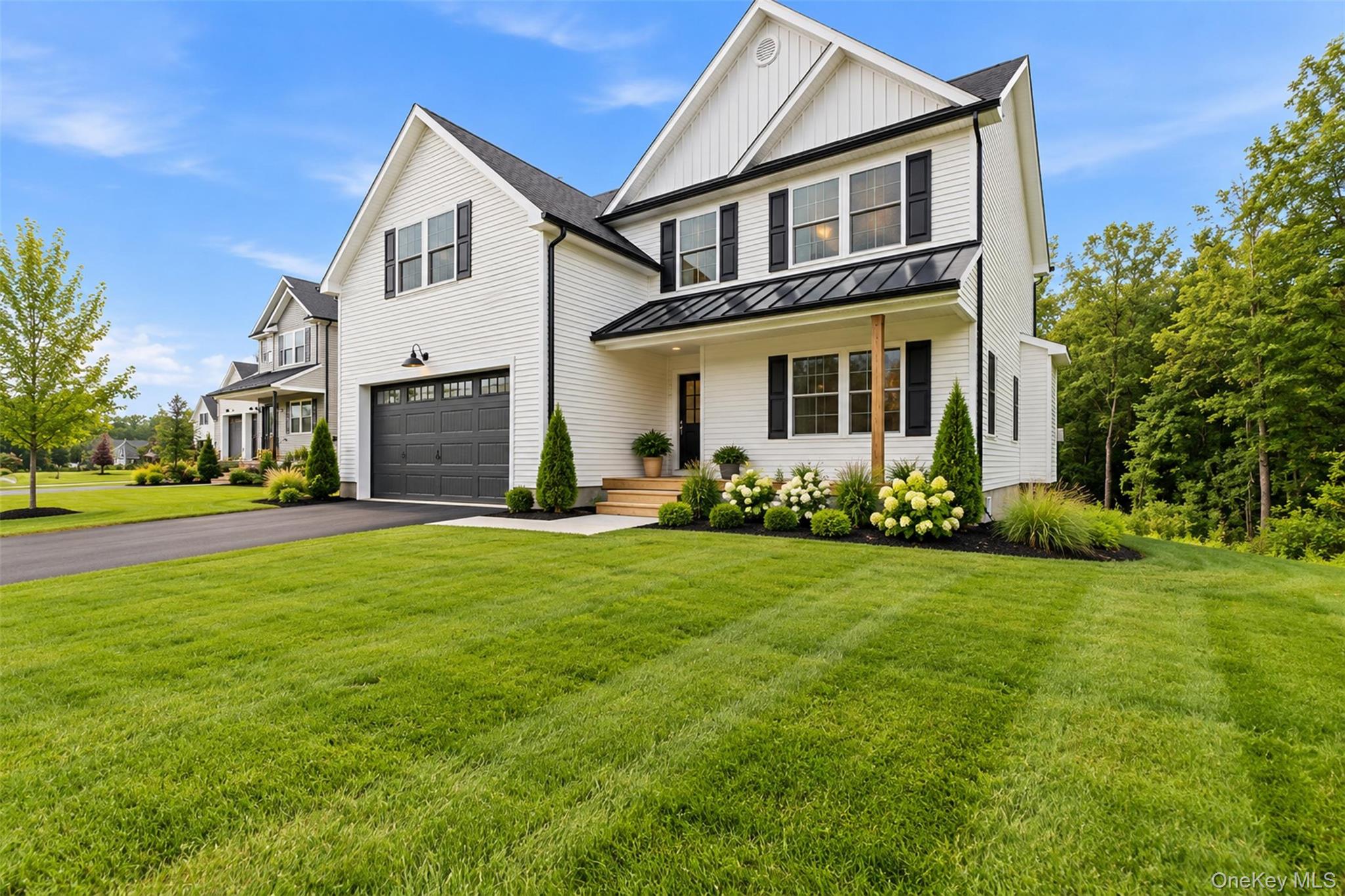 8 Alaina Way – For Sale photo 2